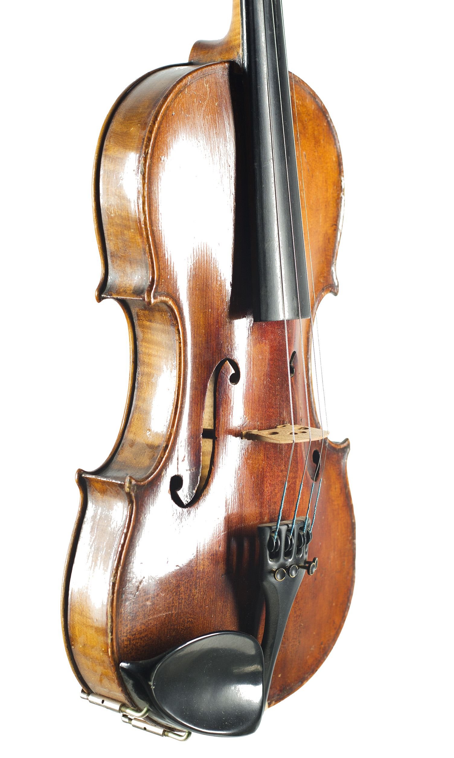 A viola, by Roderick R. Ward, Cambridge, 2005 — angled view, 50°