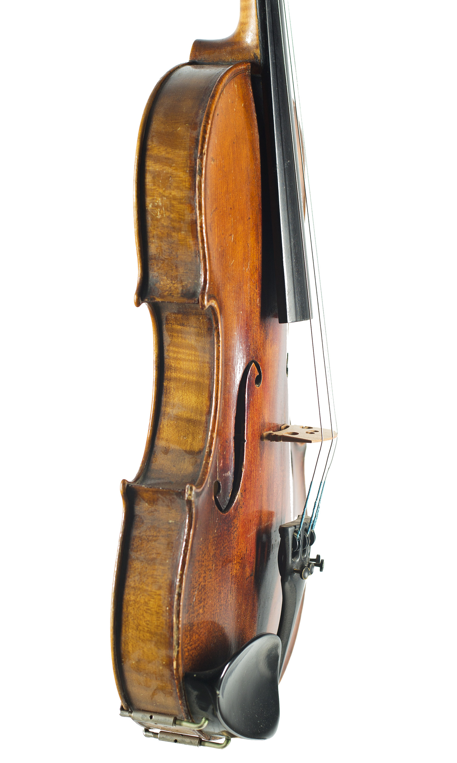 A viola, by Roderick R. Ward, Cambridge, 2005 — angled view, 70°