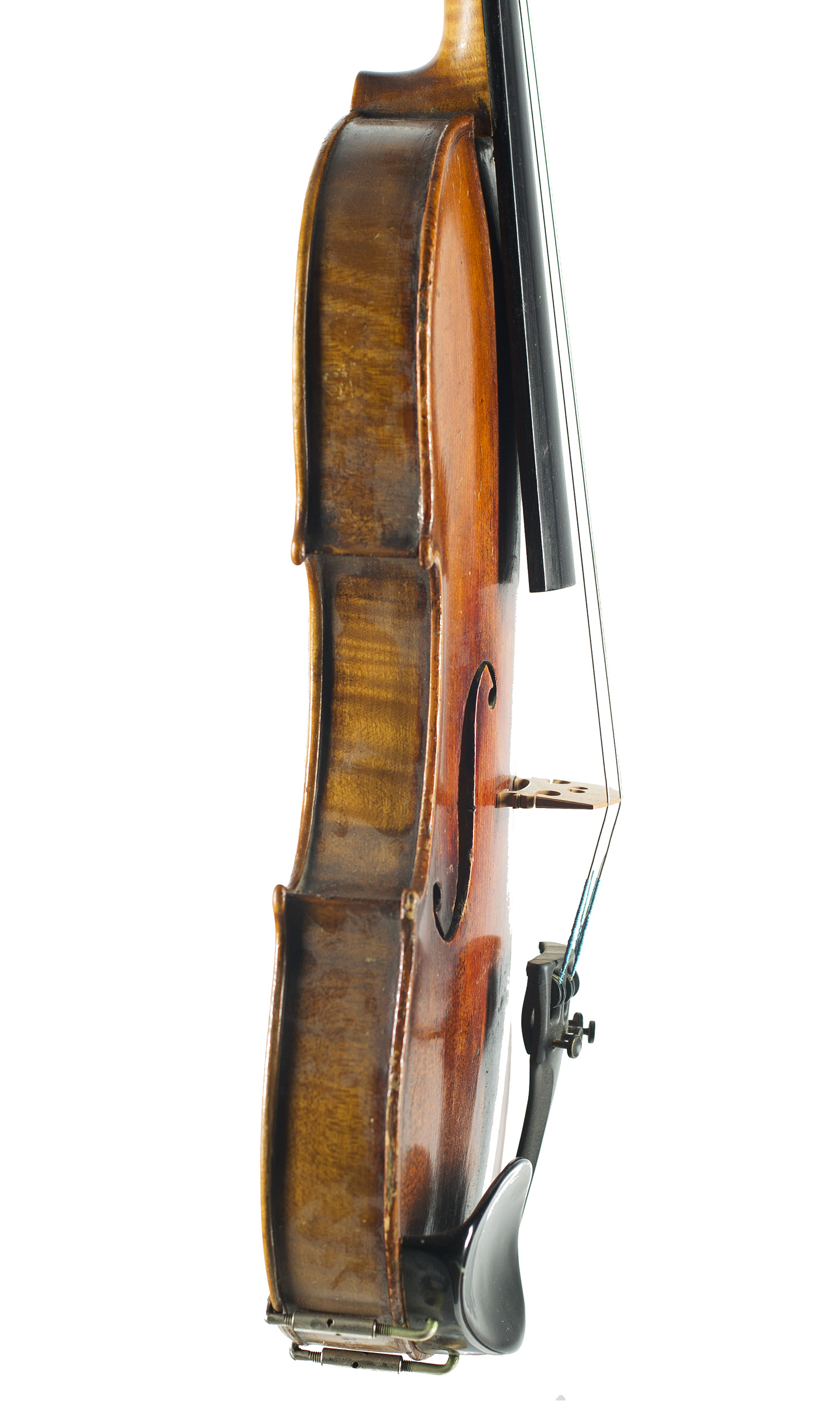 A viola, by Roderick R. Ward, Cambridge, 2005 — angled view, 80°