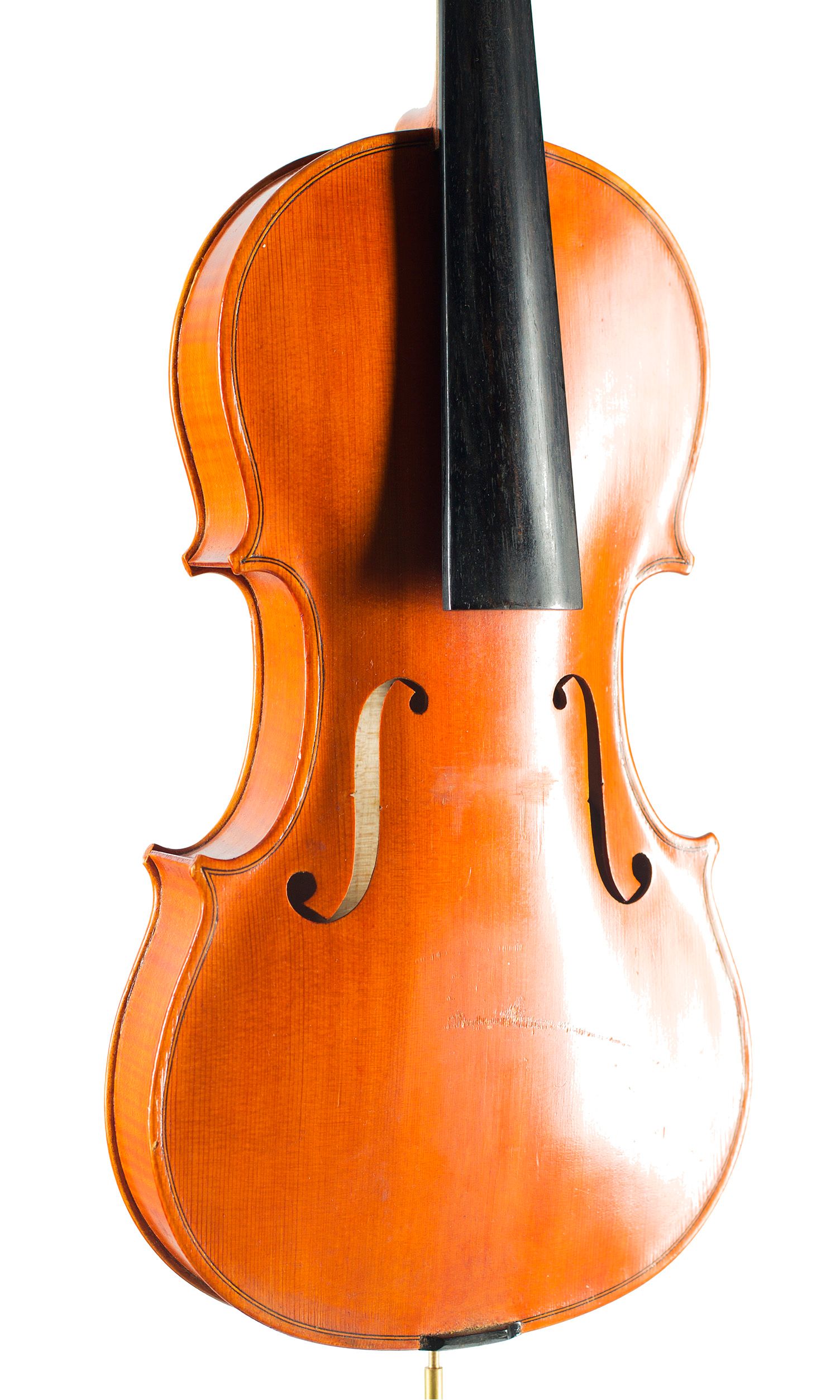 Violin by R. Williams, Oswestry, 1977 — angled view, 30°