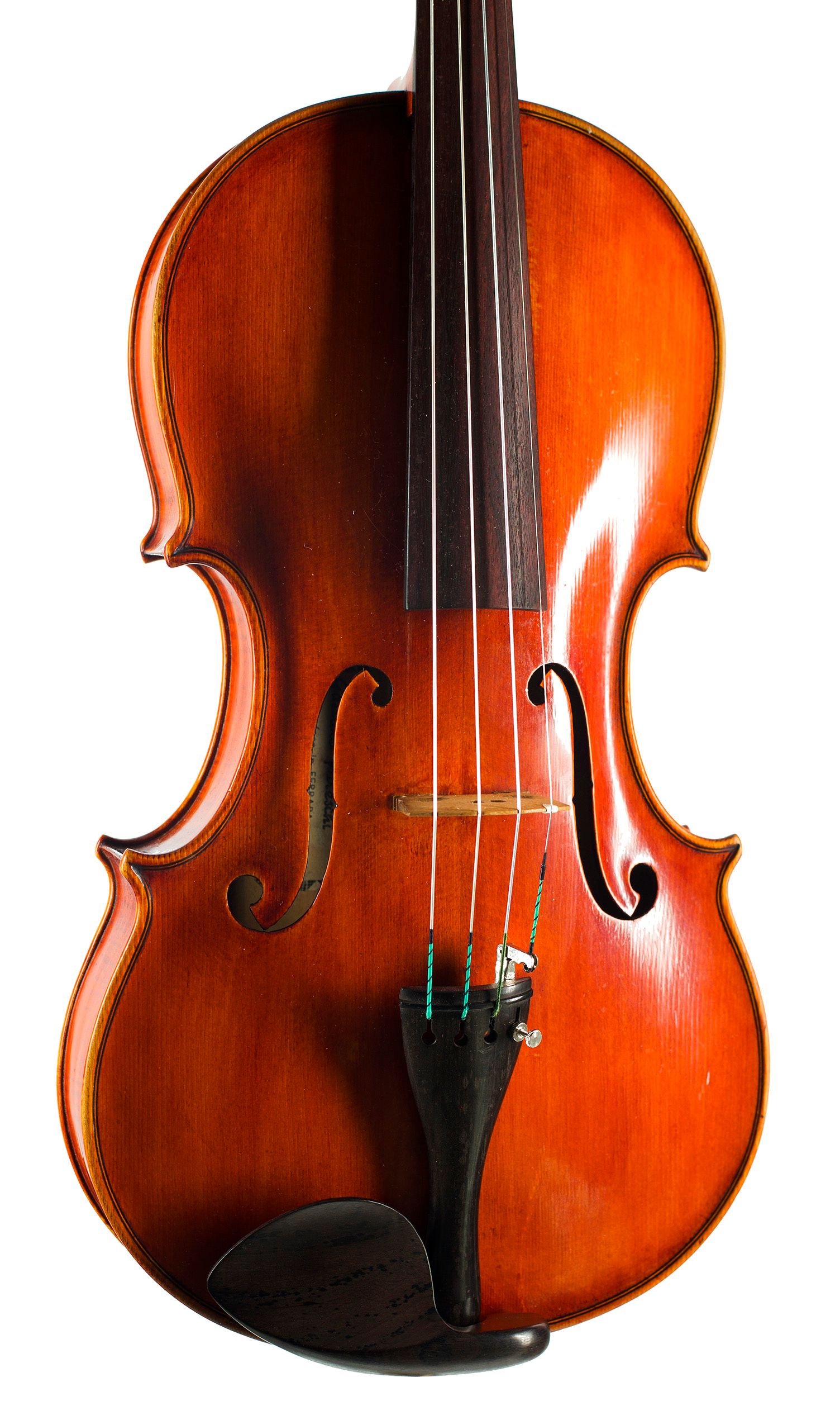 Viola by Gaetano Pareschi, Ferrara, 1947 — angled view, 20°
