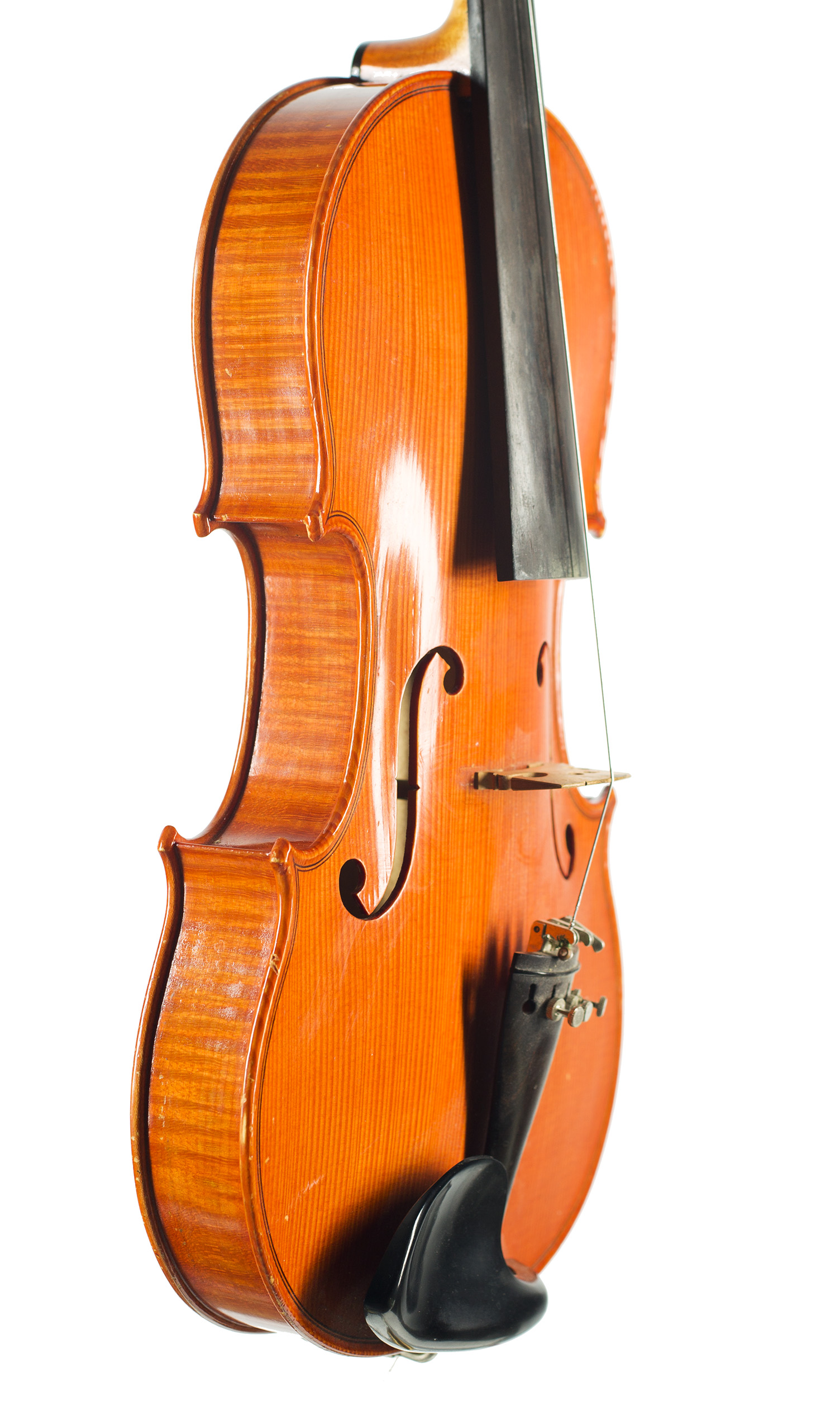 A violin by Julian Emery, England, 1981 — angled view, 60°