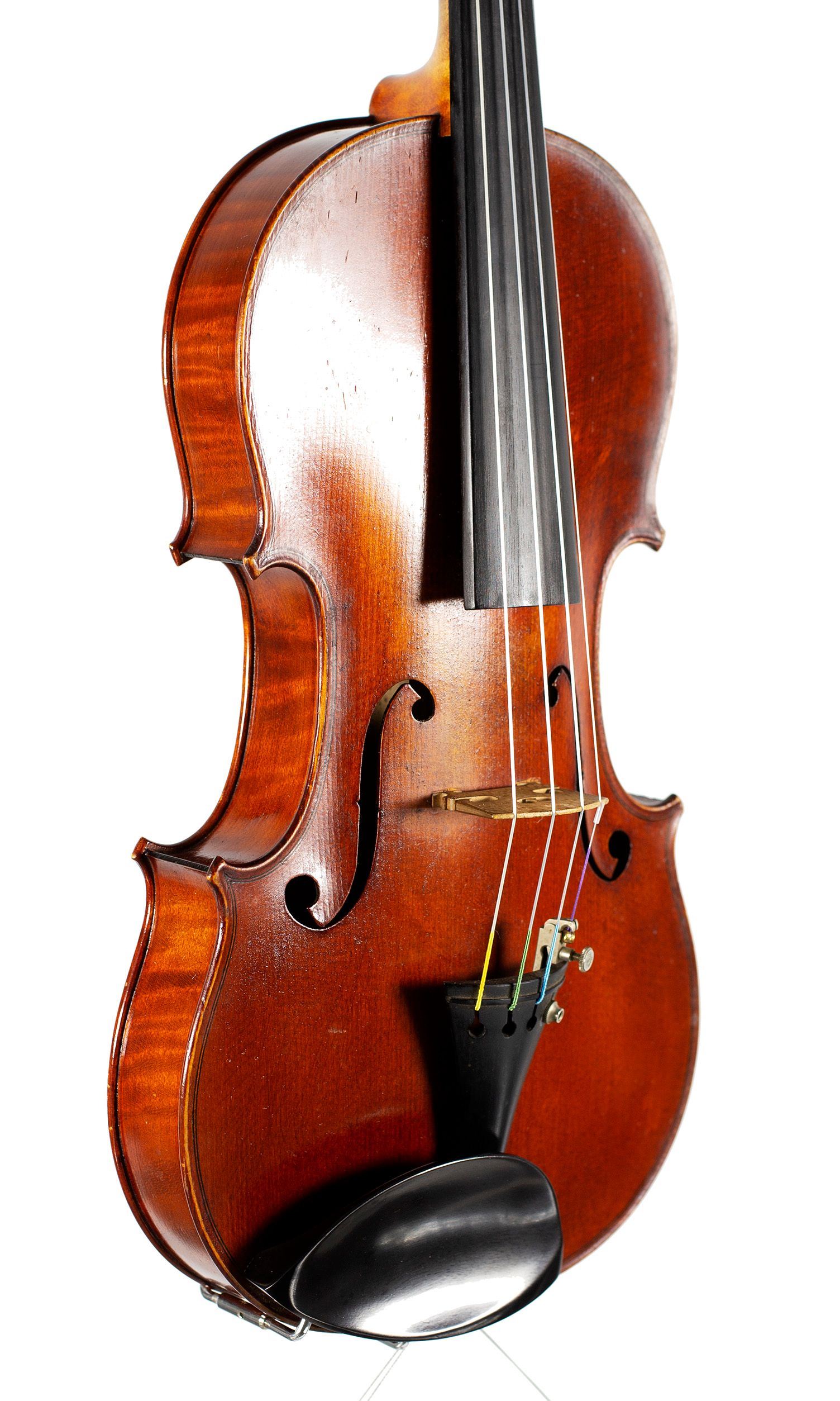 Violin by Nestor Audinot, Paris, 1907 — angled view, 40°