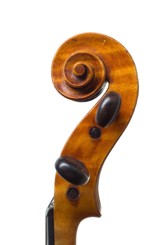 Viola by John Rae, London, 1915 — scroll