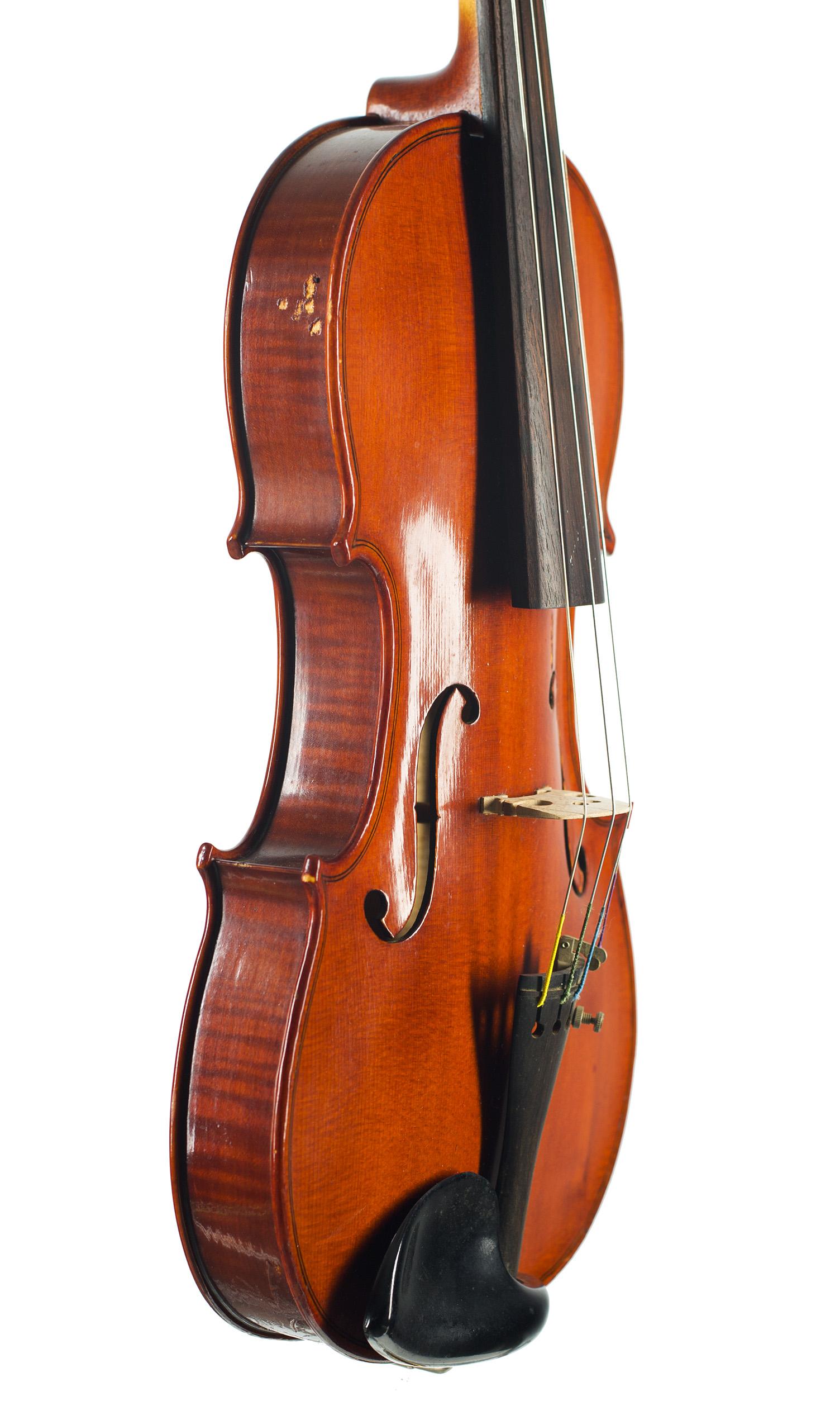 A violin, by Brian Philip Brealey, Nottingham, 1987 — angled view, 60°