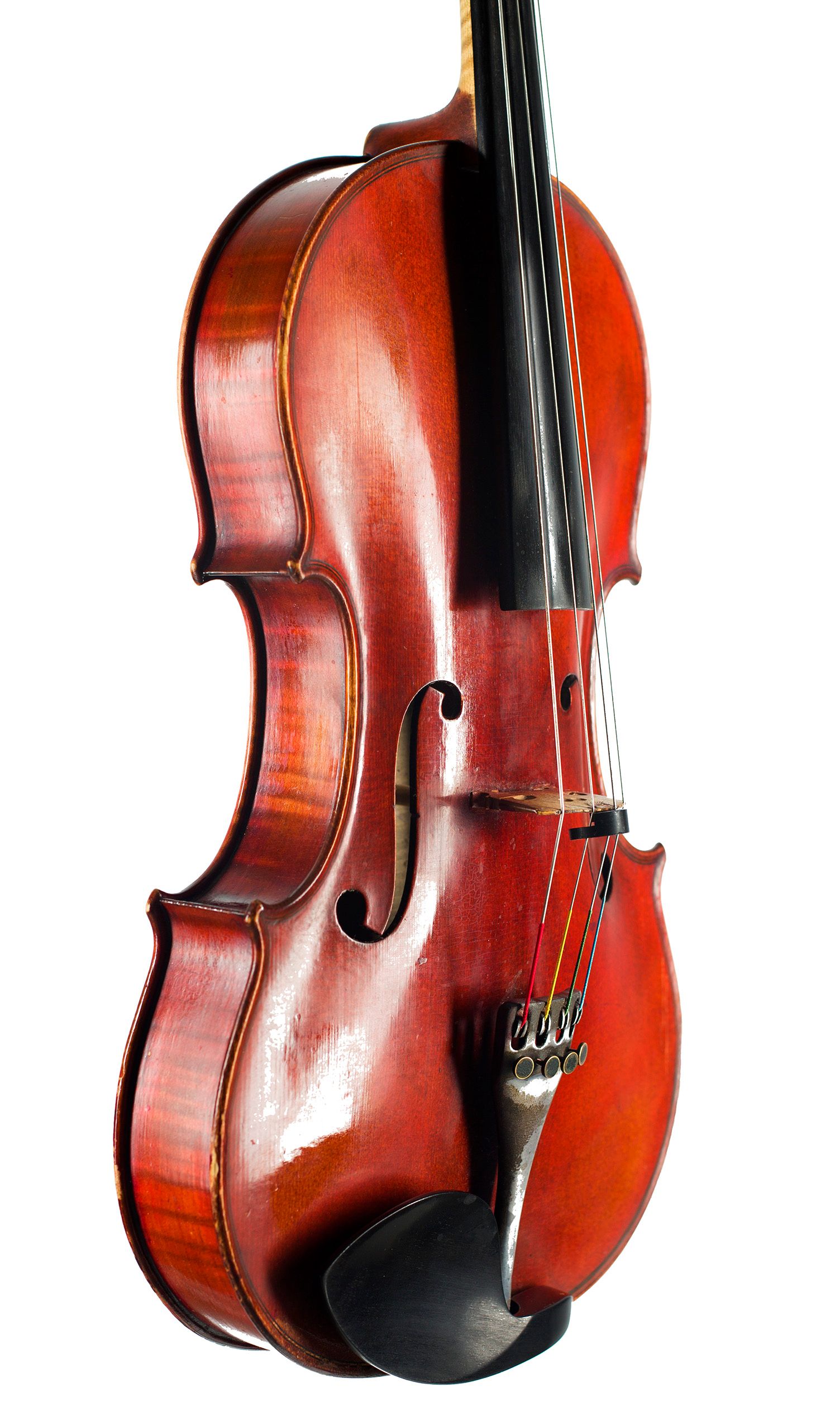 Viola, Workshop of E. Voigt, England, 1953 — angled view, 50°
