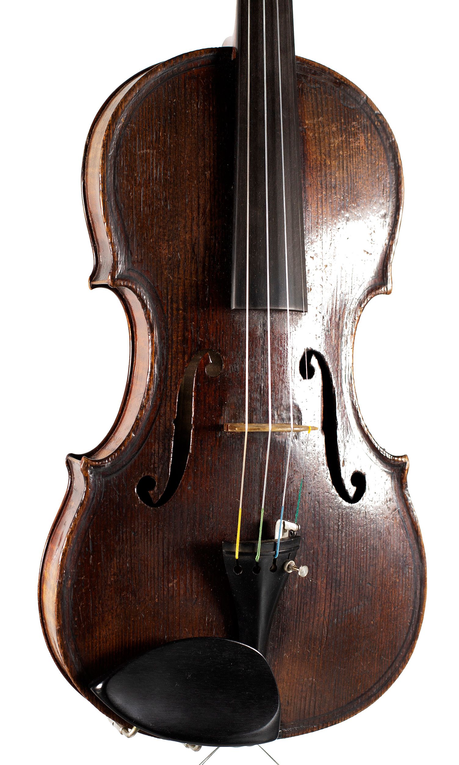 Violin by Georges Chanot, Paris, 1840 — angled view, 20°