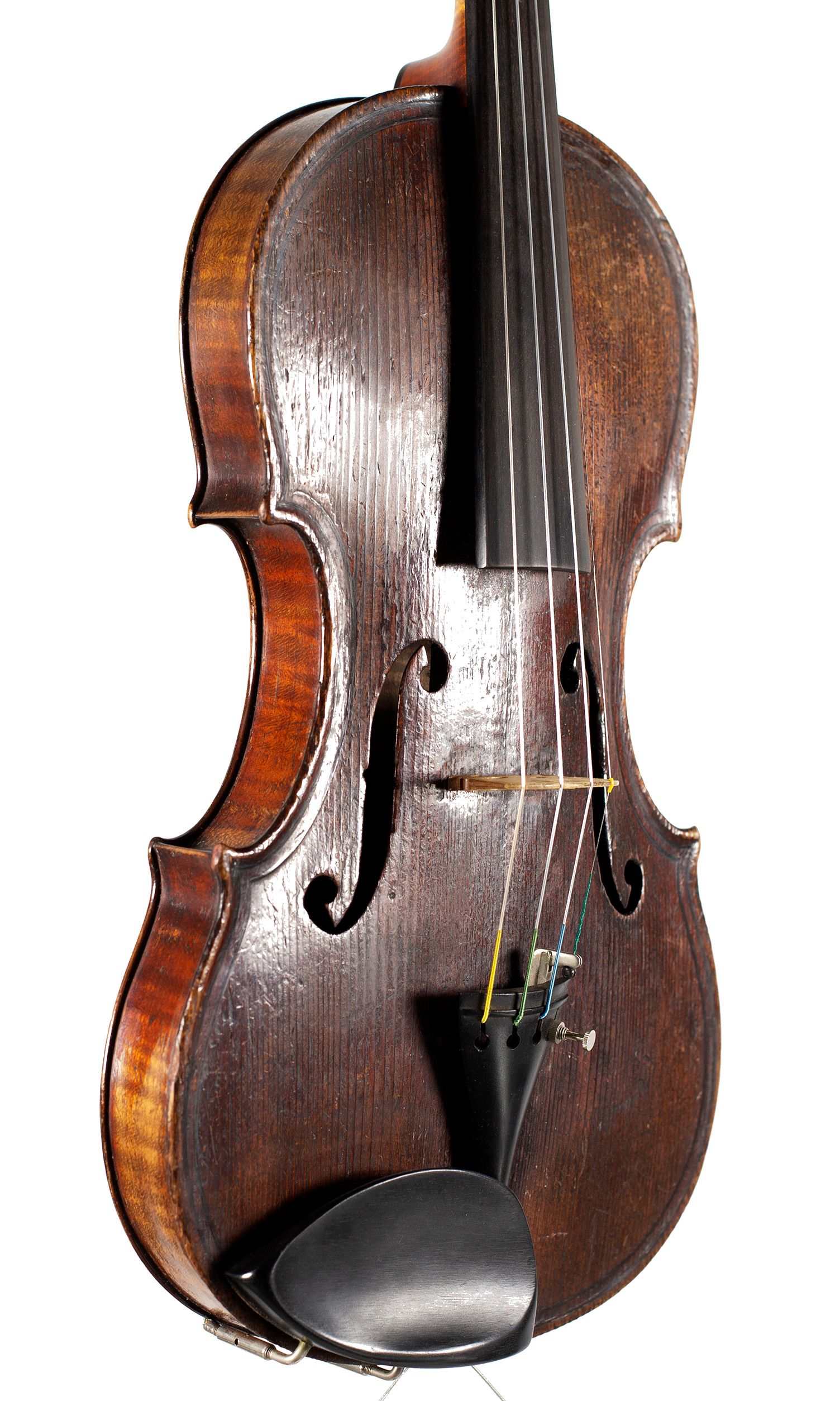 Violin by Georges Chanot, Paris, 1840 — angled view, 40°