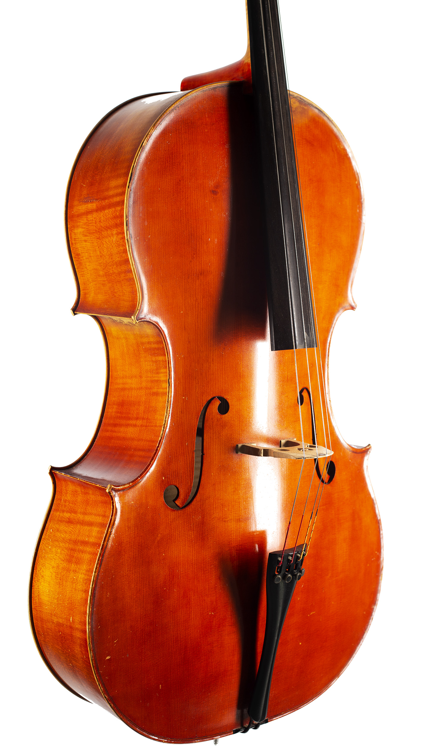 A cello by Clive Morris, Castel-Nedd, 1990 — angled view, 40°