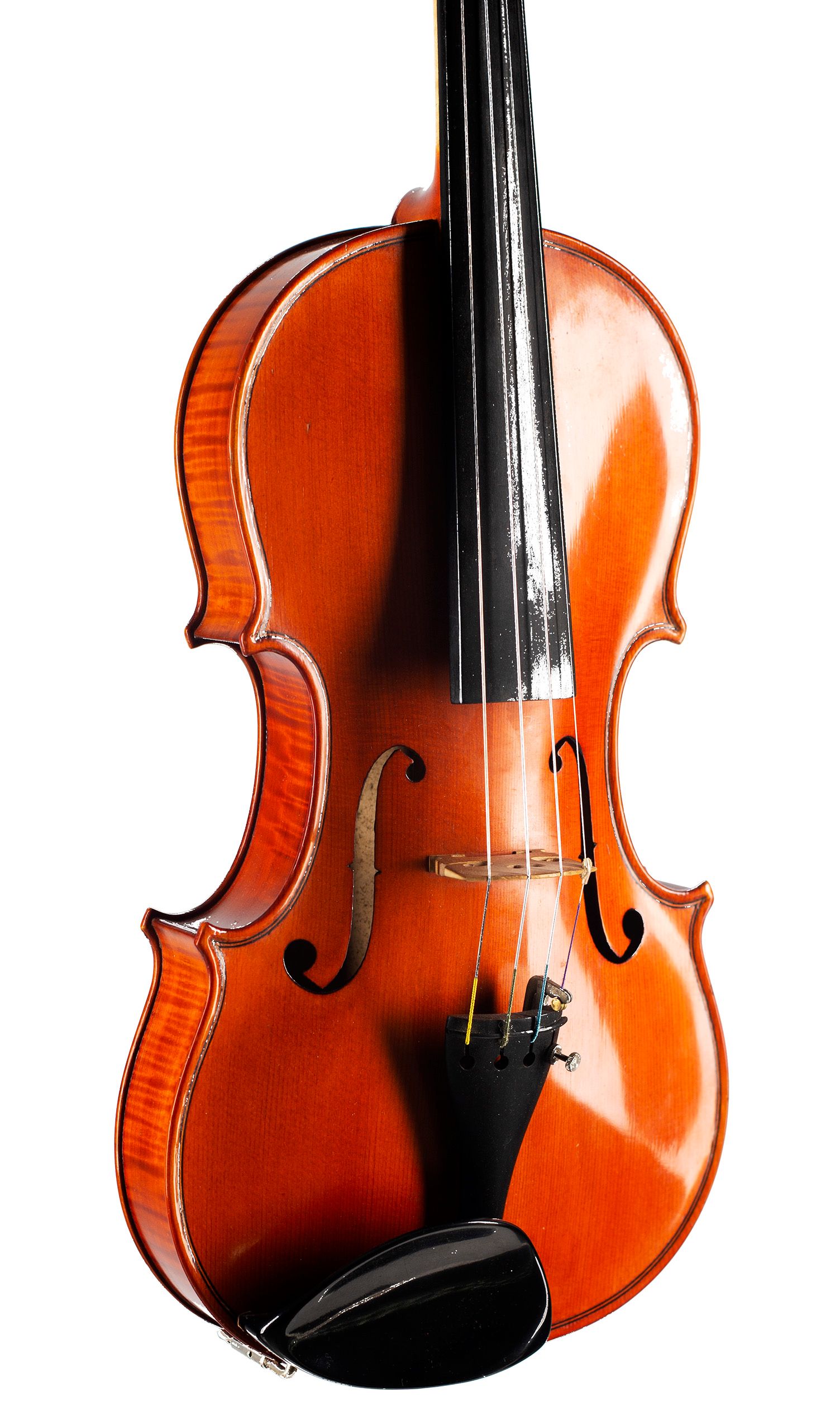 Violin by Ernesto Pevere, Ferrara, 1950 — angled view, 30°