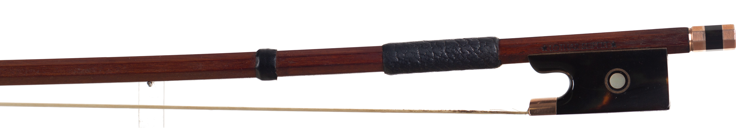 A gold and tortoiseshell-mounted violin bow by Lothar Seifert, Bubenreuth, circa 1970 — frog