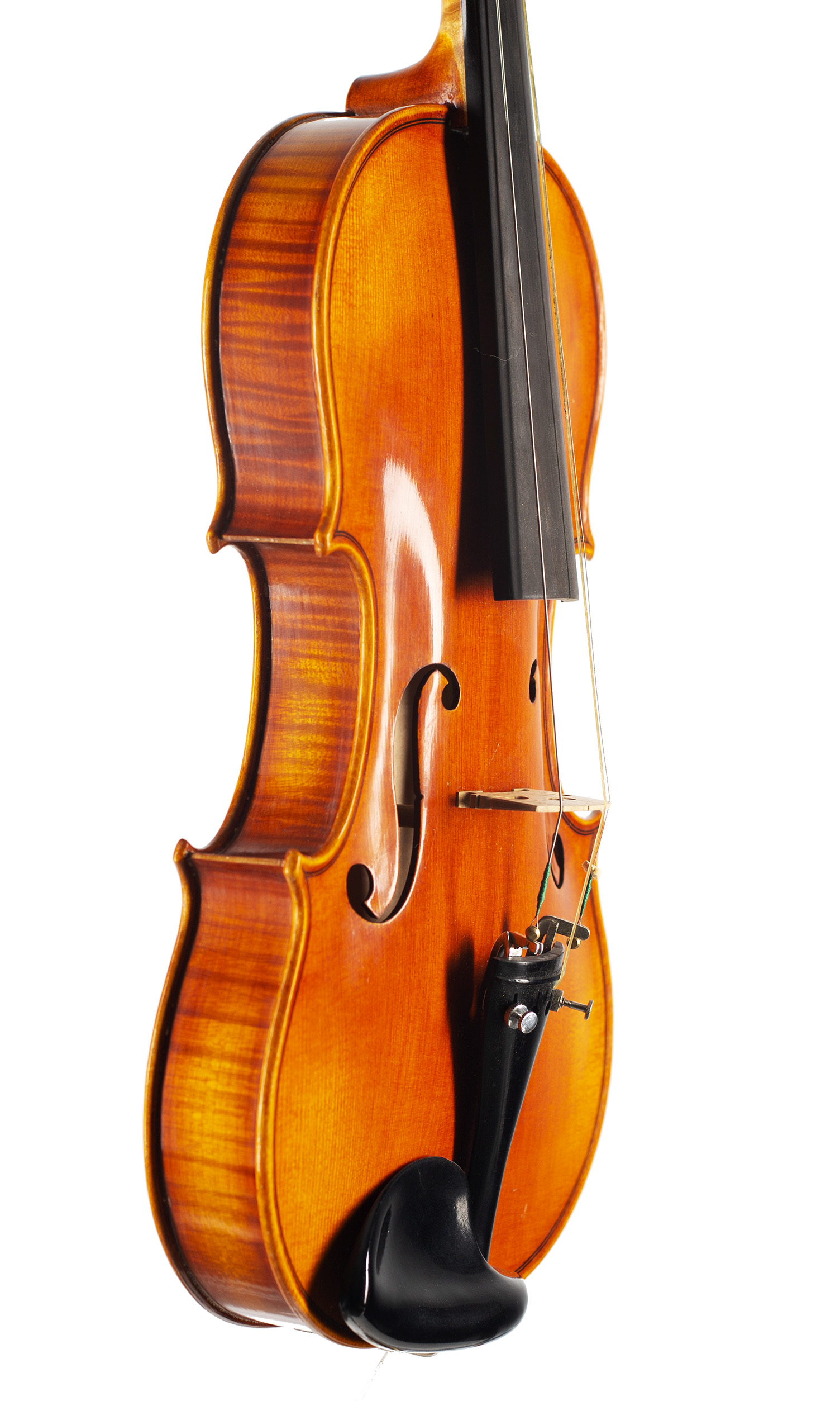 A violin by Werner Barth, Bad Brambach, 1972 — angled view, 60°