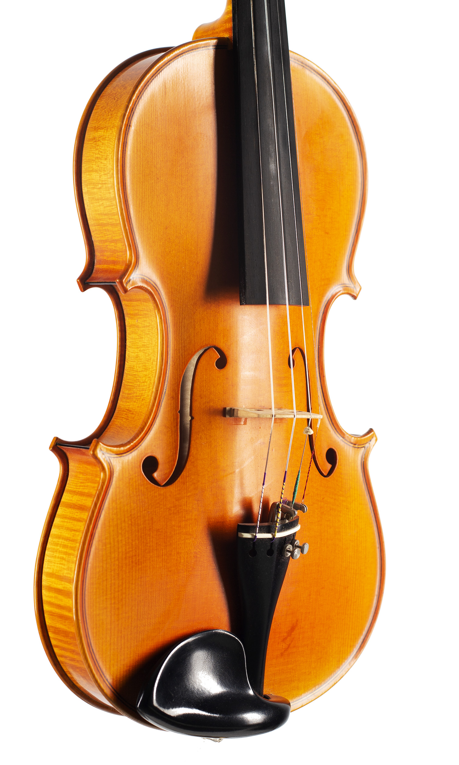 A violin by Derick M. Sanderson, Alva, 1974 — angled view, 40°
