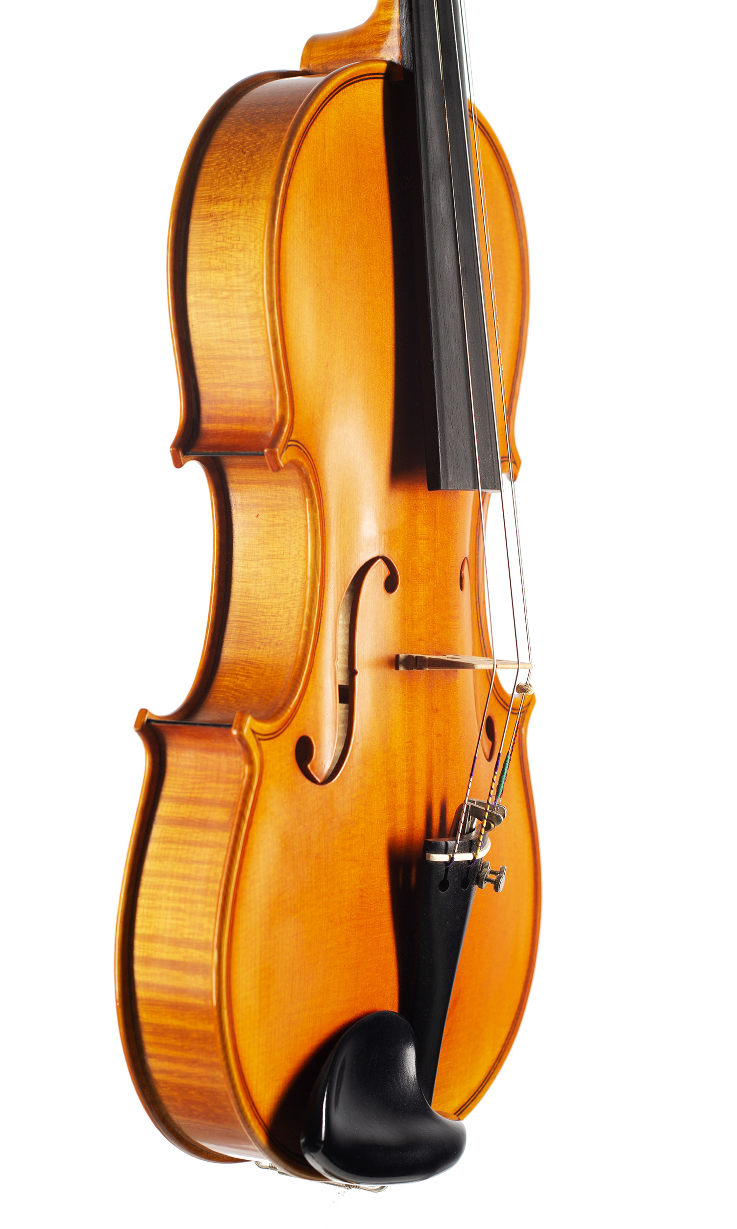 A violin by Derick M. Sanderson, Alva, 1974 — angled view, 60°
