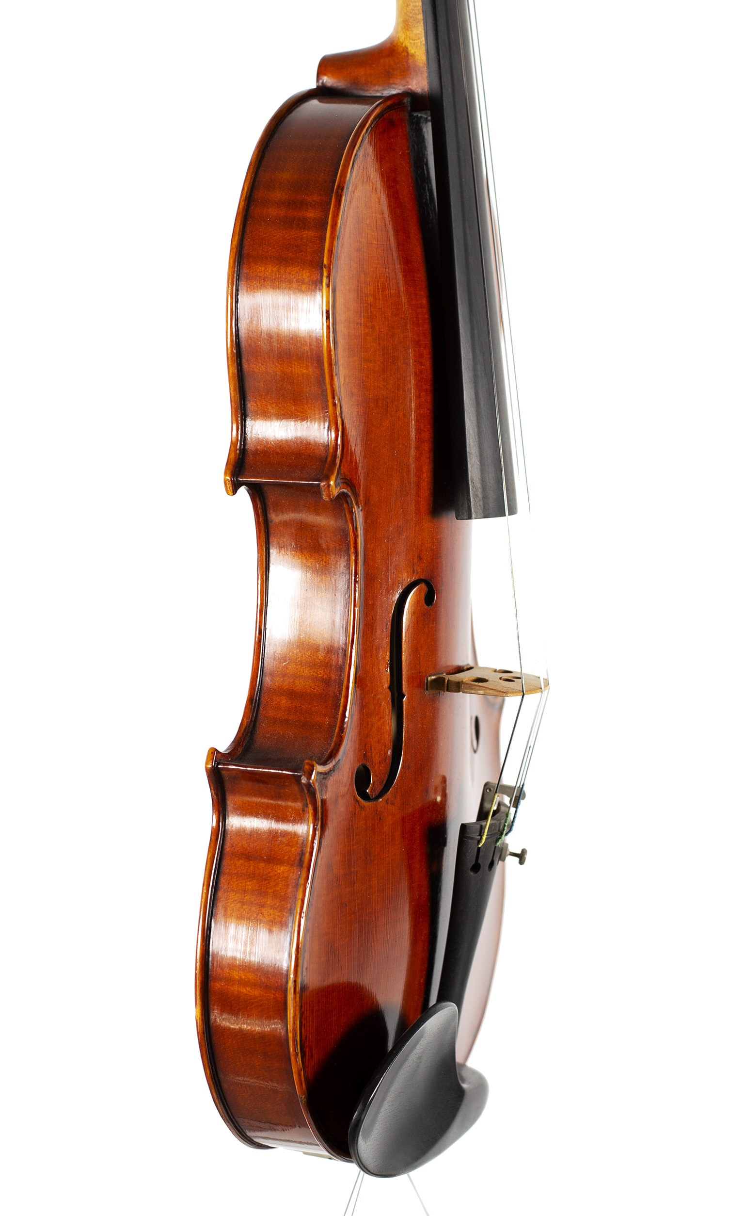 A violin by Miranda Karol Green, Harwell,1993 — angled view, 70°
