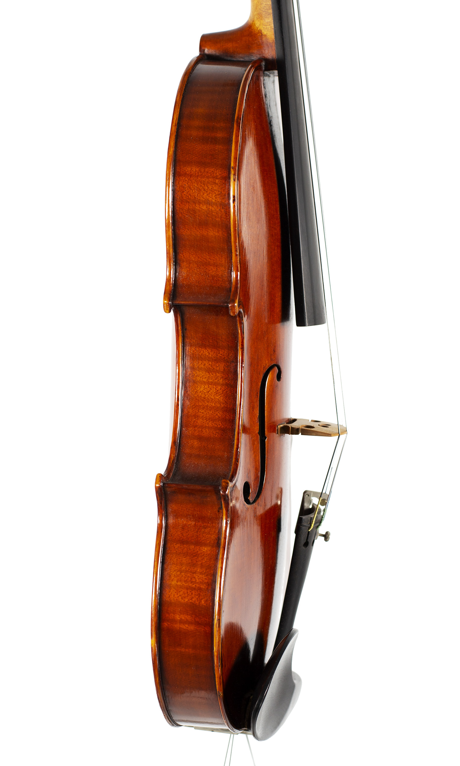 A violin by Miranda Karol Green, Harwell,1993 — angled view, 80°