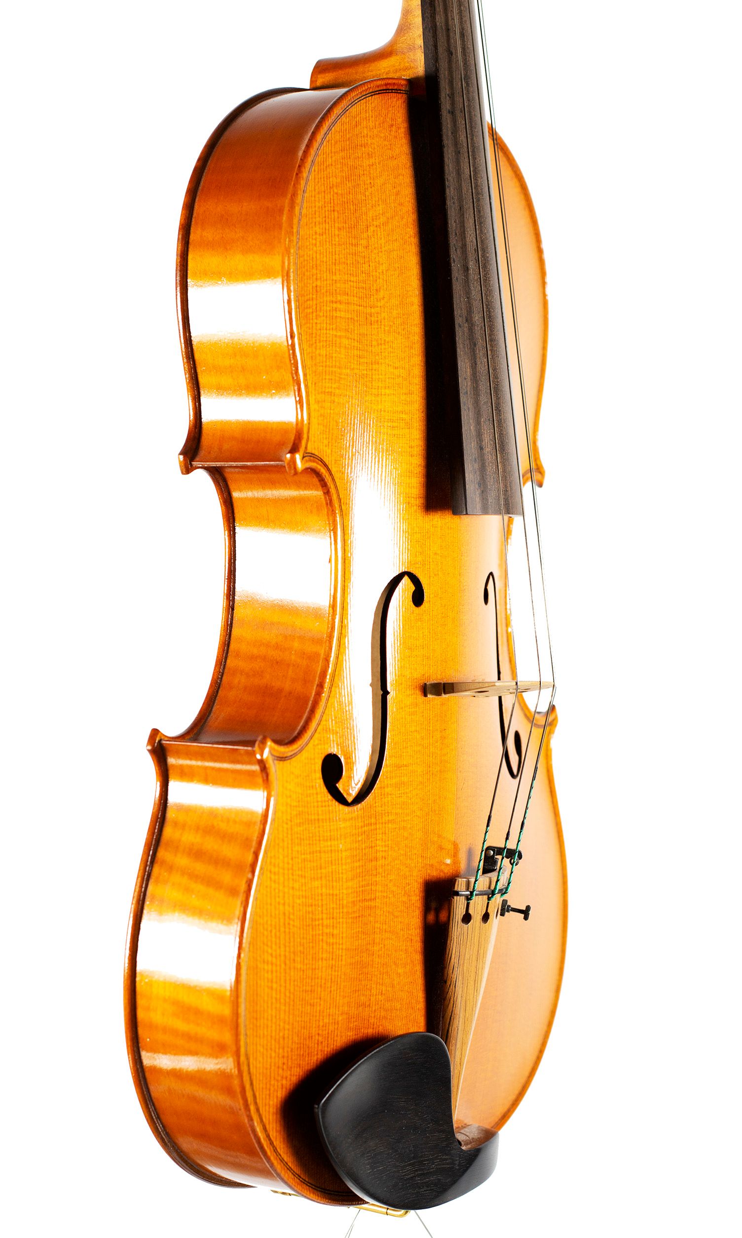 Viola by Karl Müller, circa 1980 — angled view, 60°