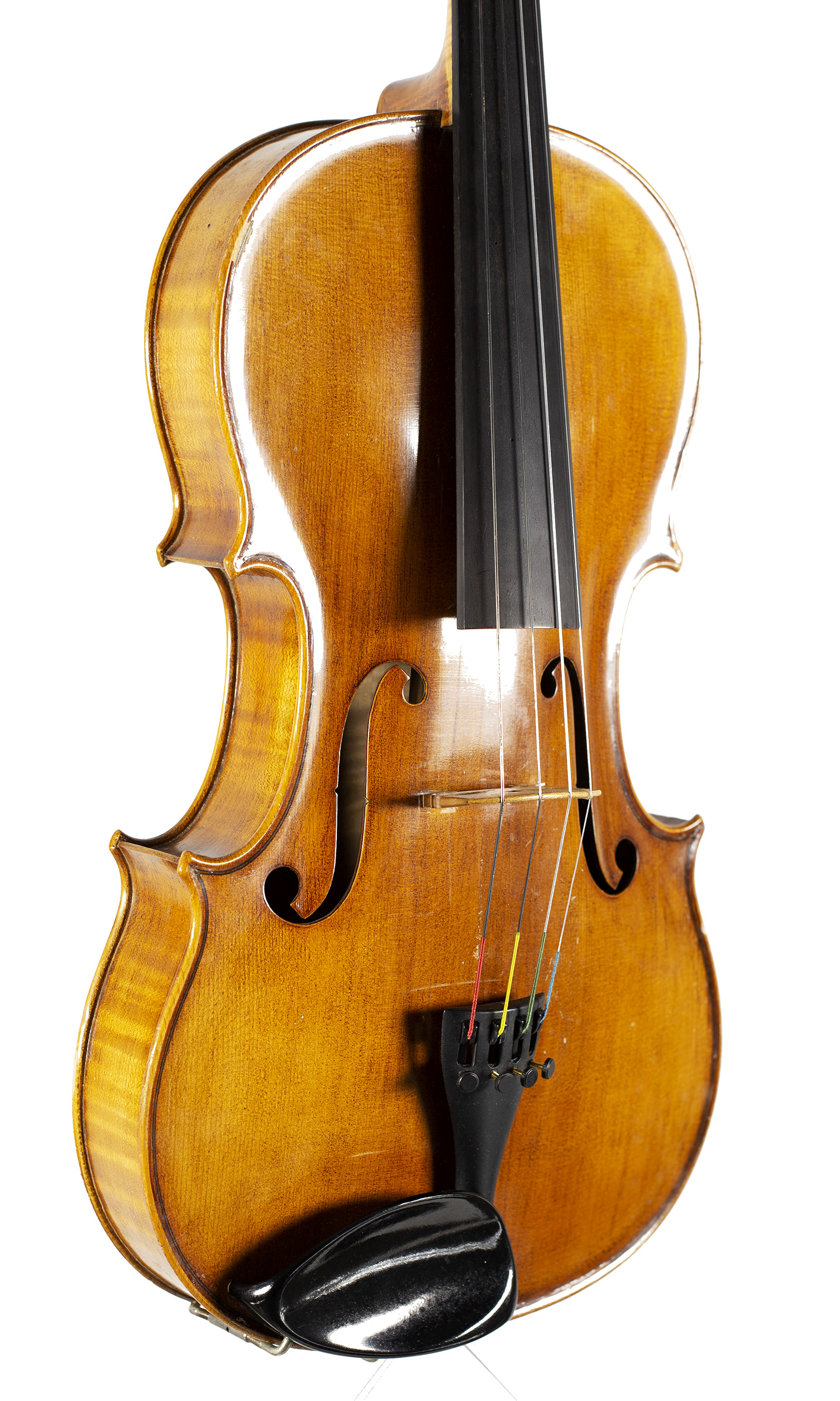 A viola by Walter Müller, Germany, circa 1960 — angled view, 40°