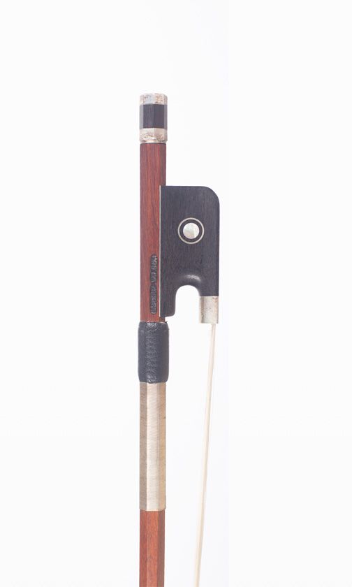 A silver-mounted cello bow by Garner Wilson, Suffolk — frog detail