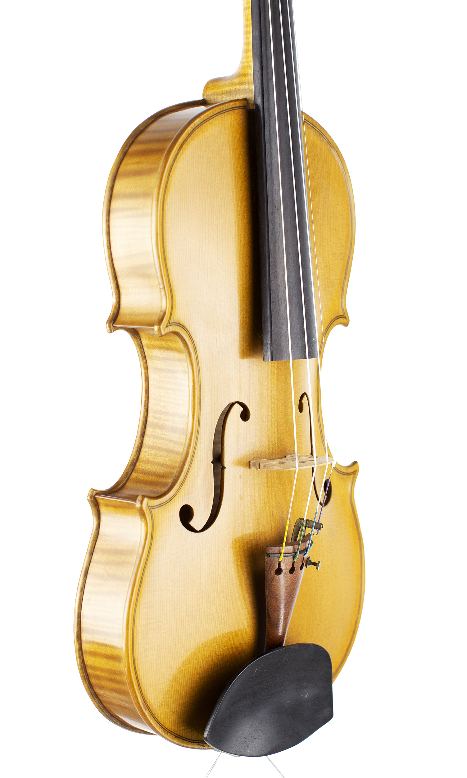 A violin by Frank Harlow, Sheffield, 1990 — angled view, 50°