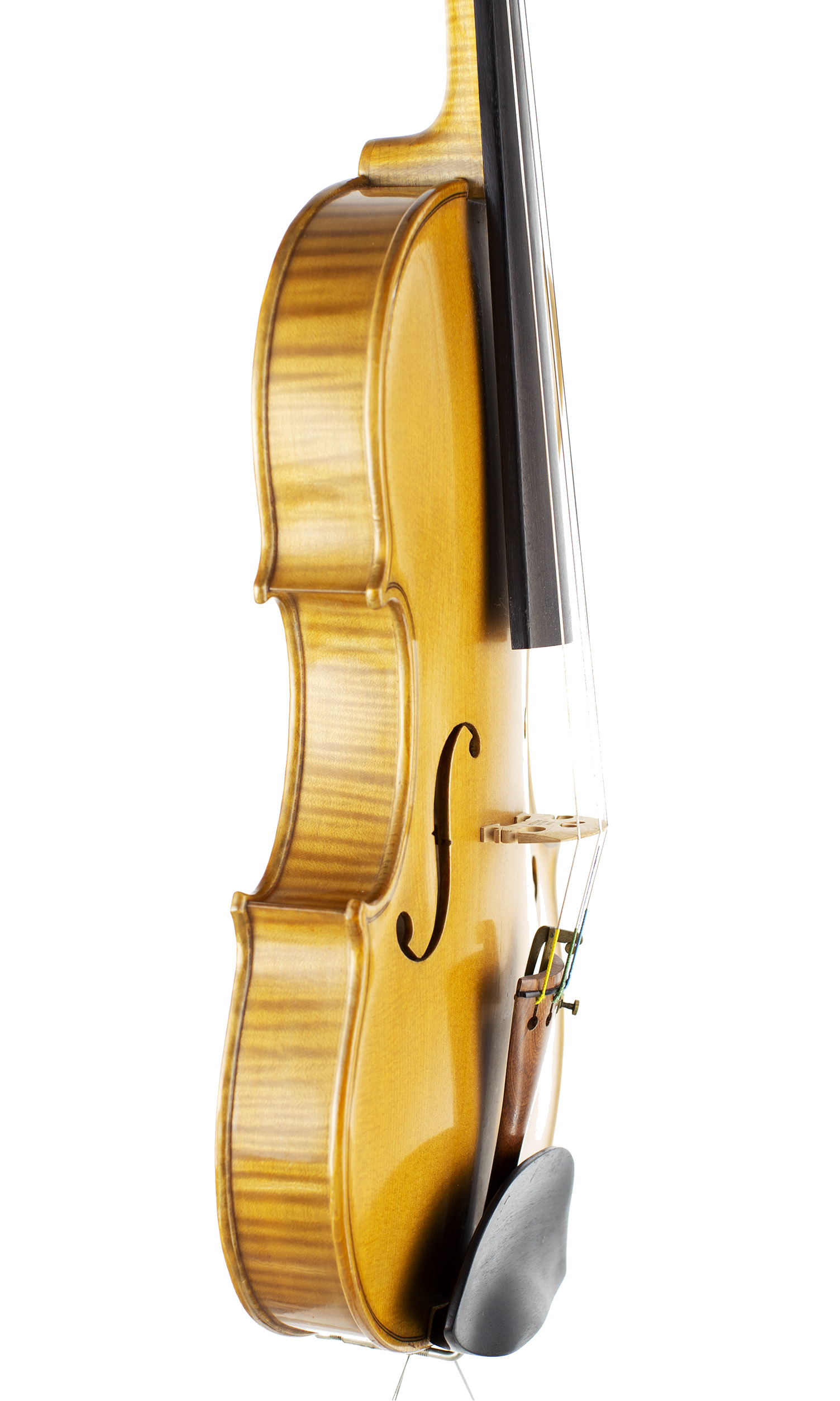 A violin by Frank Harlow, Sheffield, 1990 — angled view, 70°