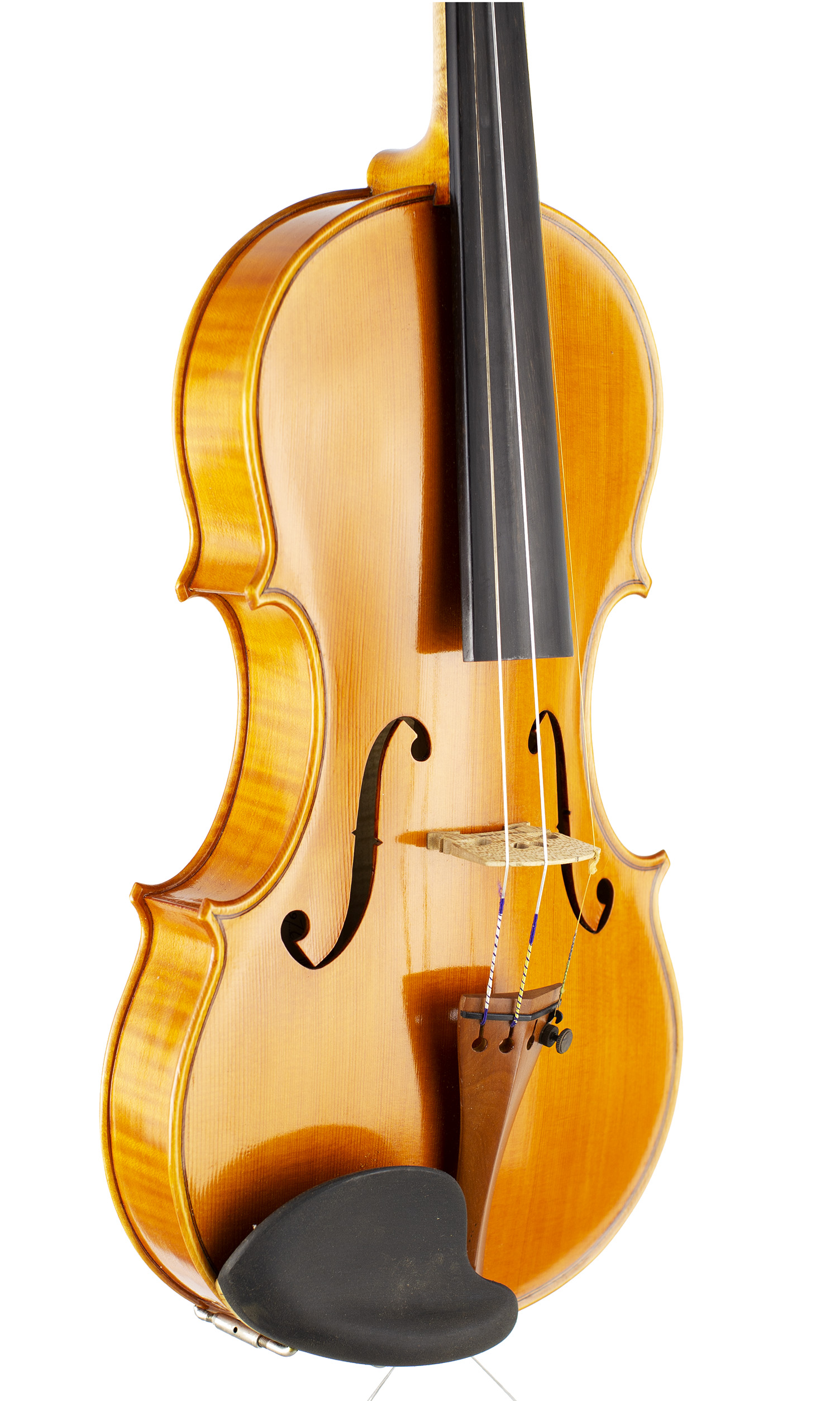 A violin by Harry Dobbs, Peopleton, 1976 — angled view, 40°