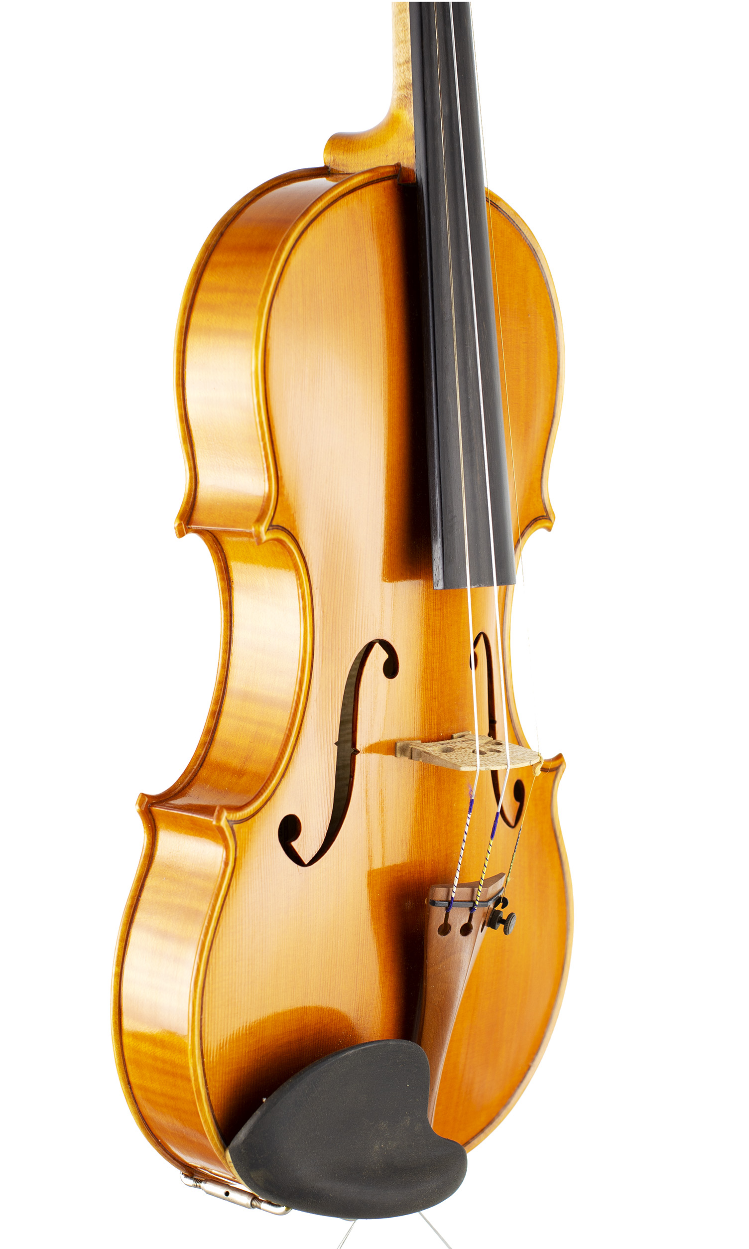 A violin by Harry Dobbs, Peopleton, 1976 — angled view, 50°