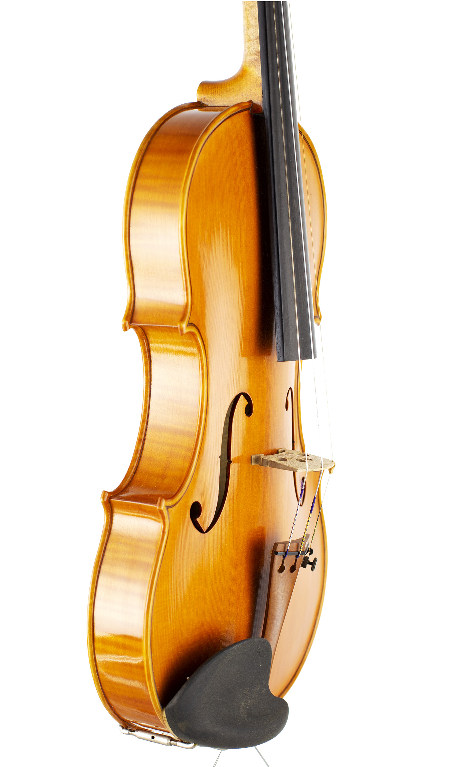 A violin by Harry Dobbs, Peopleton, 1976 — angled view, 60°