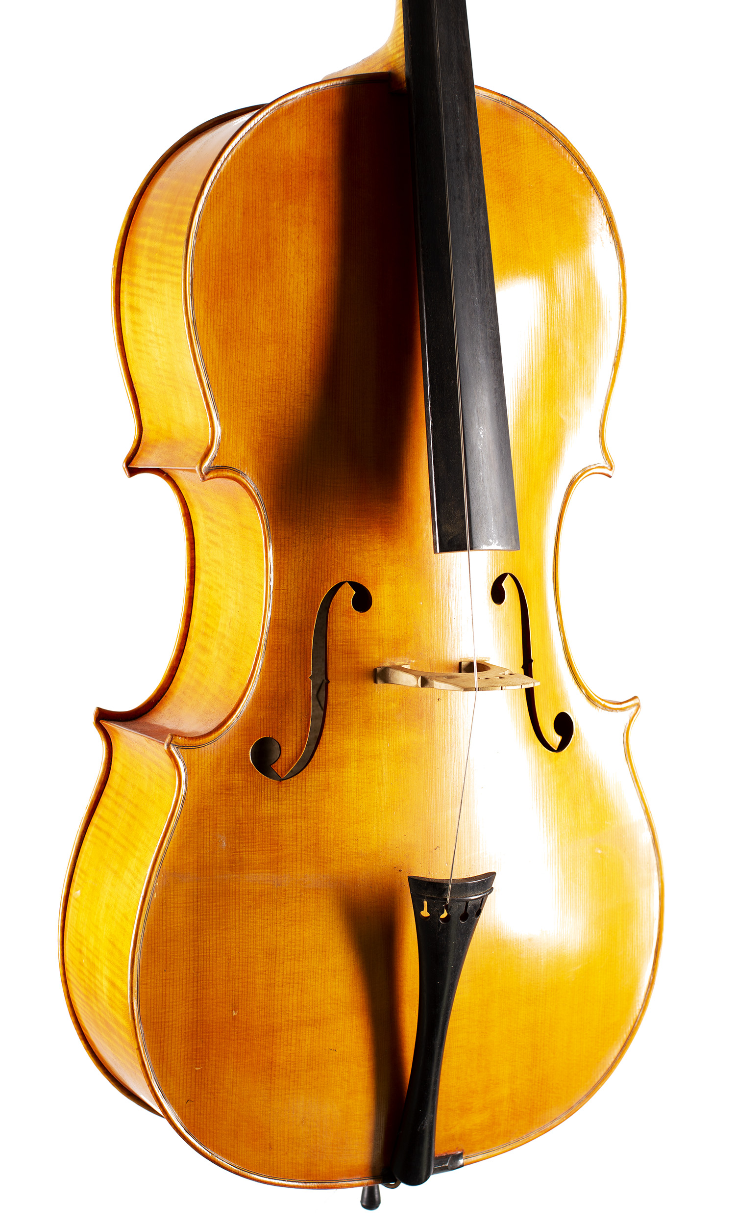 A cello by Harry Dobbs, Sutton Coldfield, 1969 — angled view, 30°