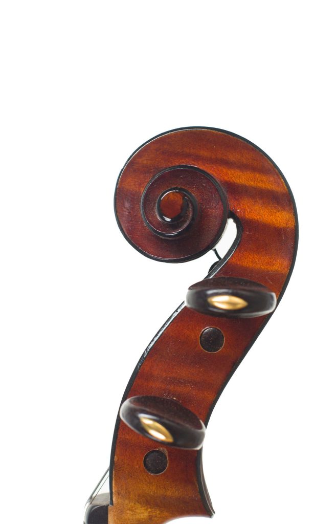 Violin by Marius Didier, Mattaincourt, 1929 — scroll