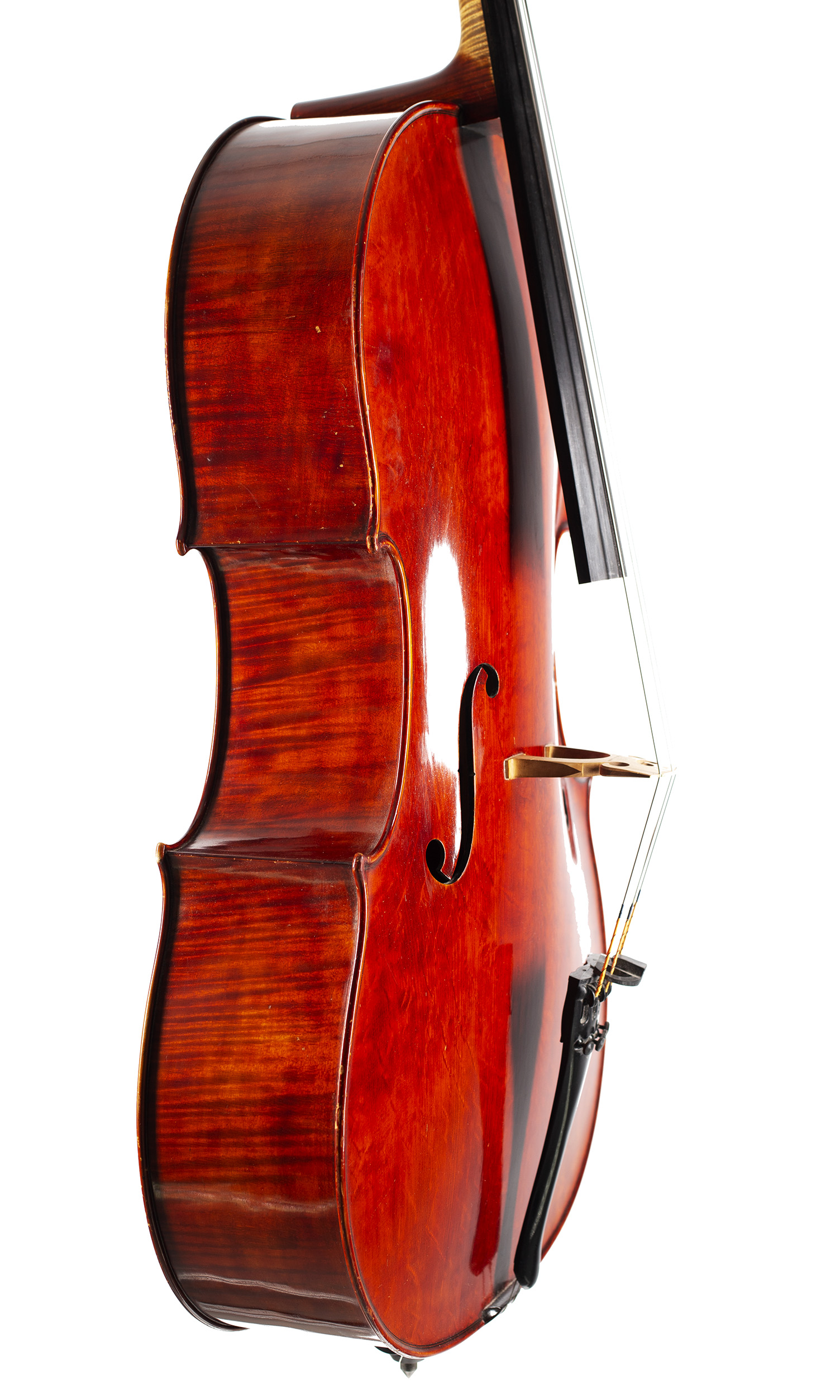 A cello by Urs Maechler, Verona, 1994 — angled view, 70°