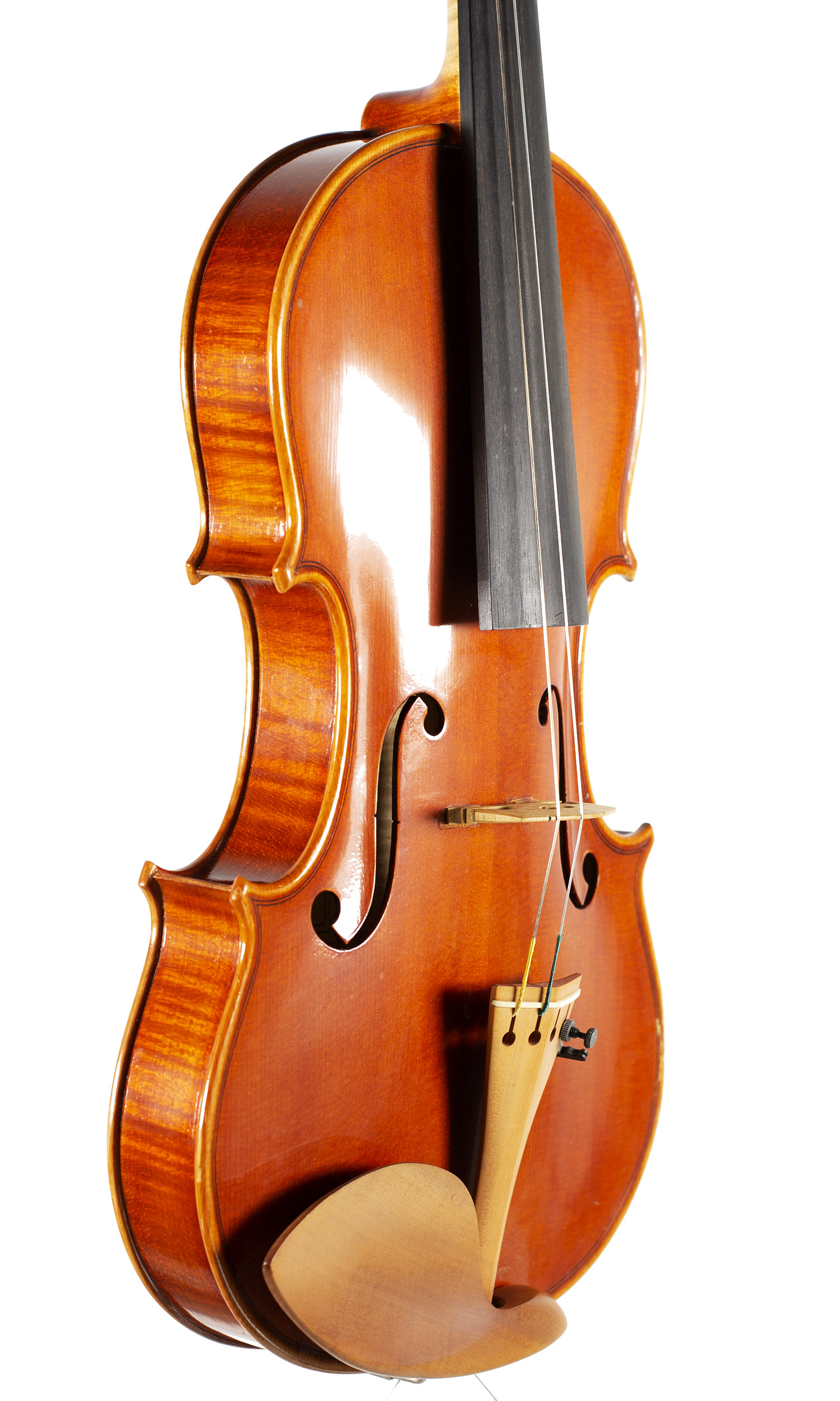 A violin by Guido Alberini, Cremona, 2001 — angled view, 50°