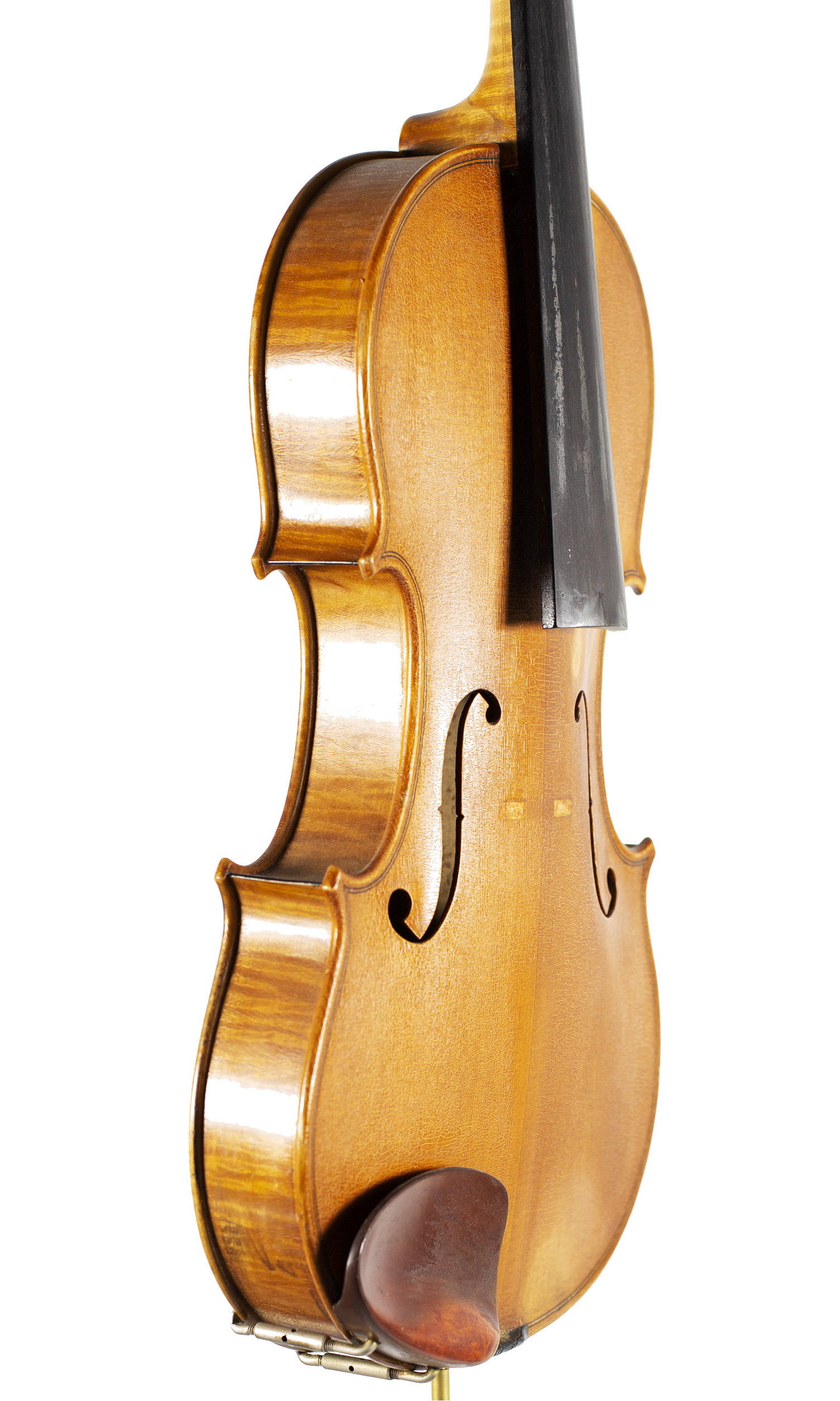 A violin by Harry Dobbs, Sutton Coldfield — angled view, 60°