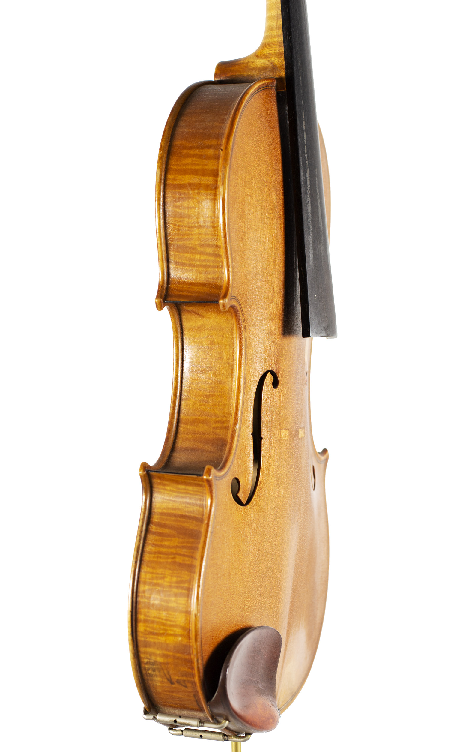 A violin by Harry Dobbs, Sutton Coldfield — angled view, 70°