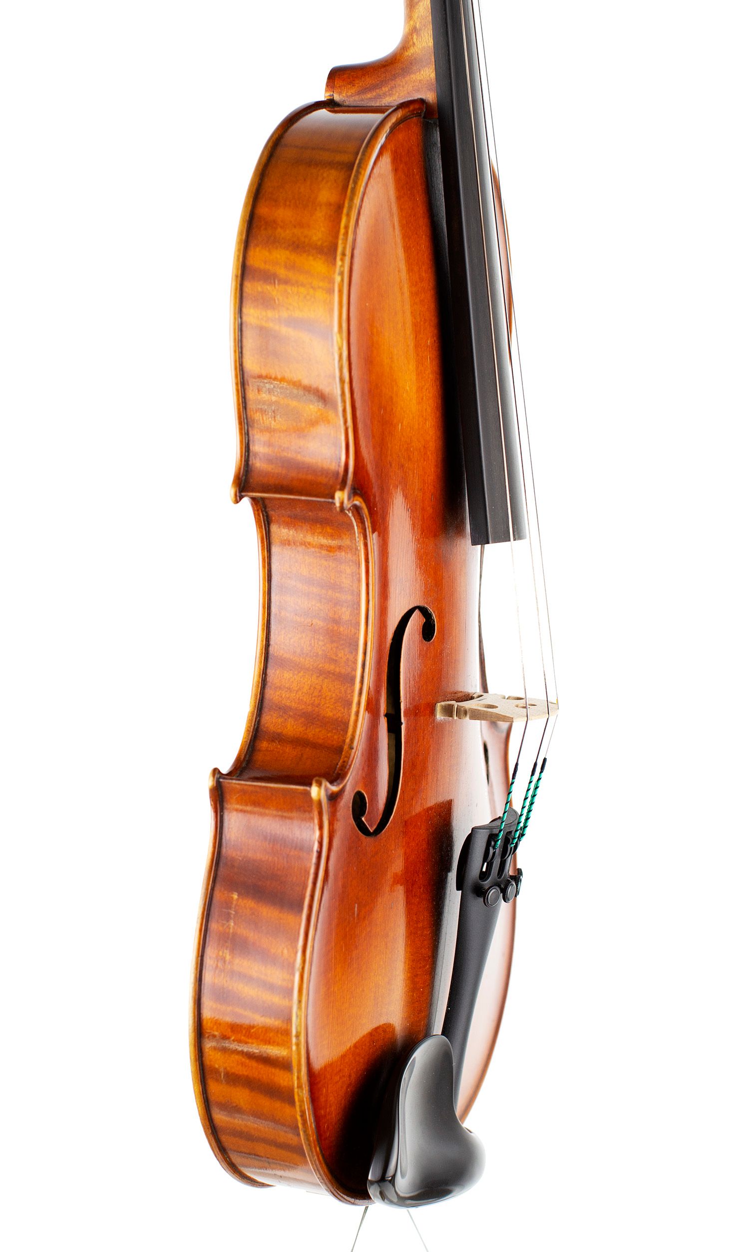 Violin by Alfred Vincent, London, circa 1920 — angled view, 70°