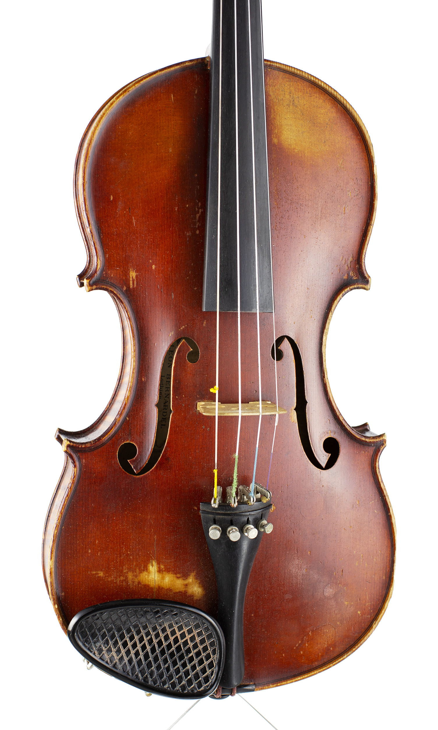 A violin by Leon Bernadel Fils, Paris, 1938 — angled view, 10°