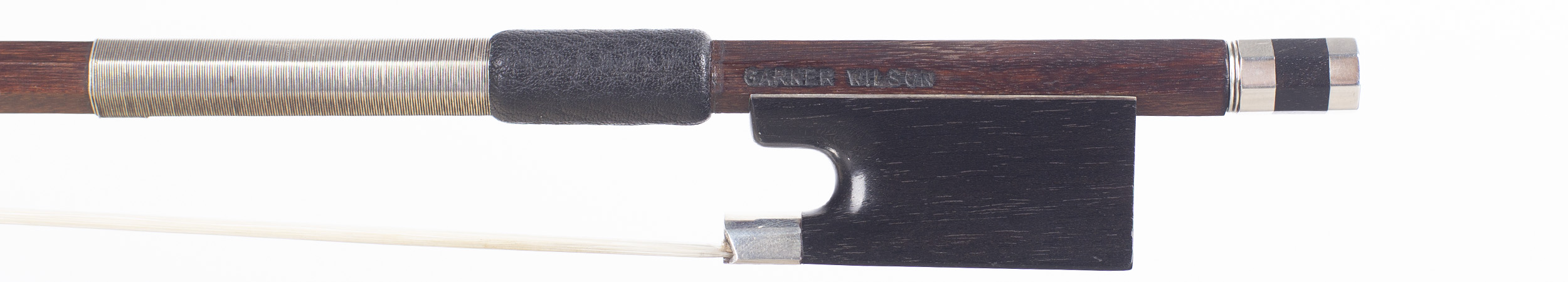 A silver-mounted violin bow by Garner Wilson, 20th Century — frog