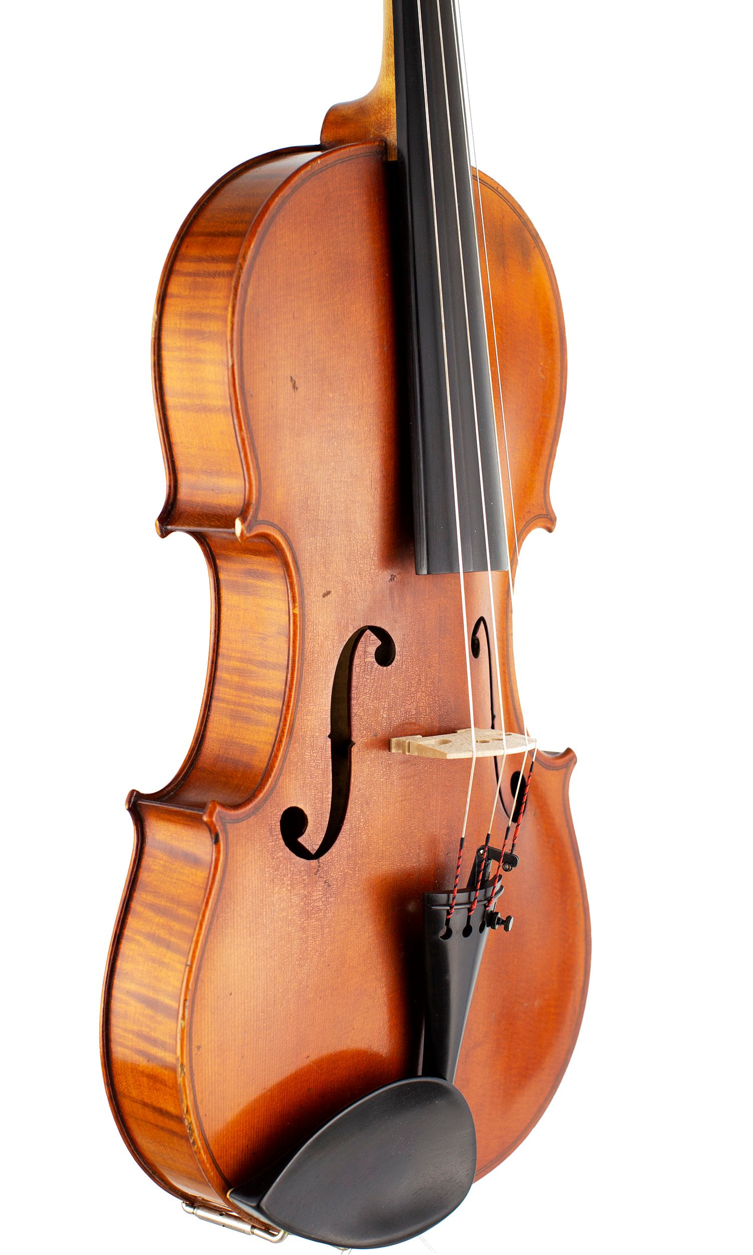 Viola, Workshop of Jérôme Thibouville-Lamy, Mirecourt, circa 1900 — angled view, 50°