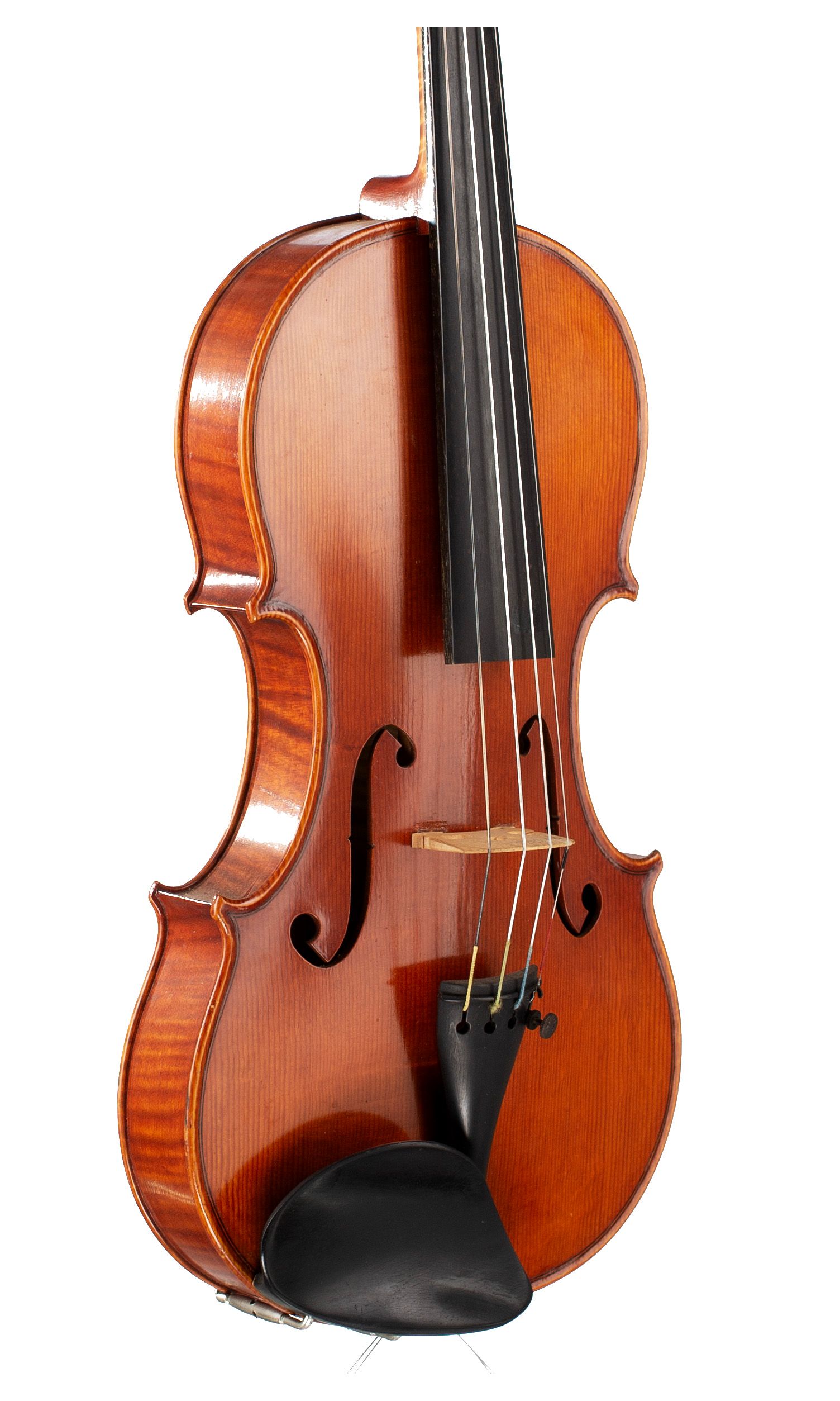 Violin by Glen Collins, Newark, 1977 — angled view, 40°