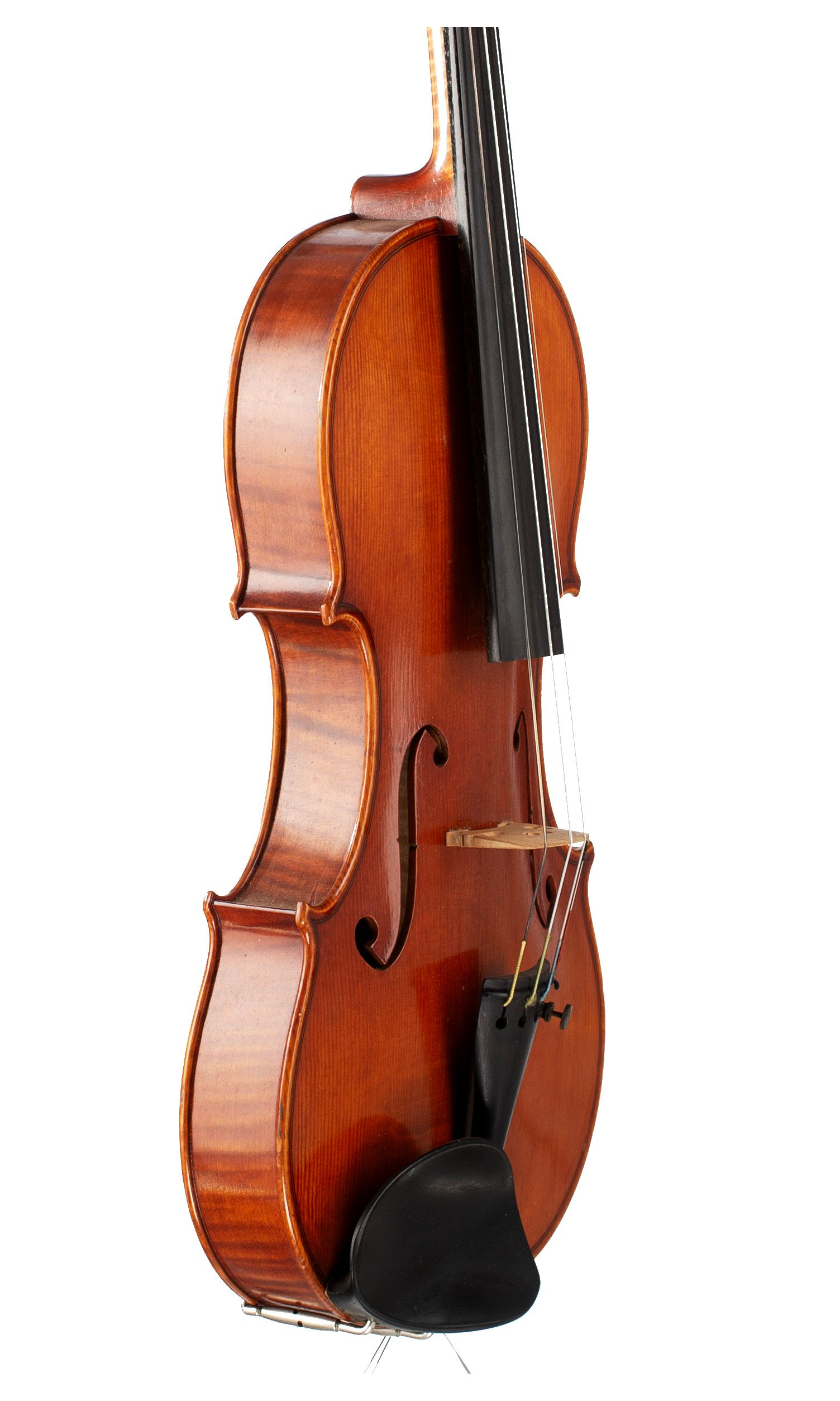 Violin by Glen Collins, Newark, 1977 — angled view, 60°