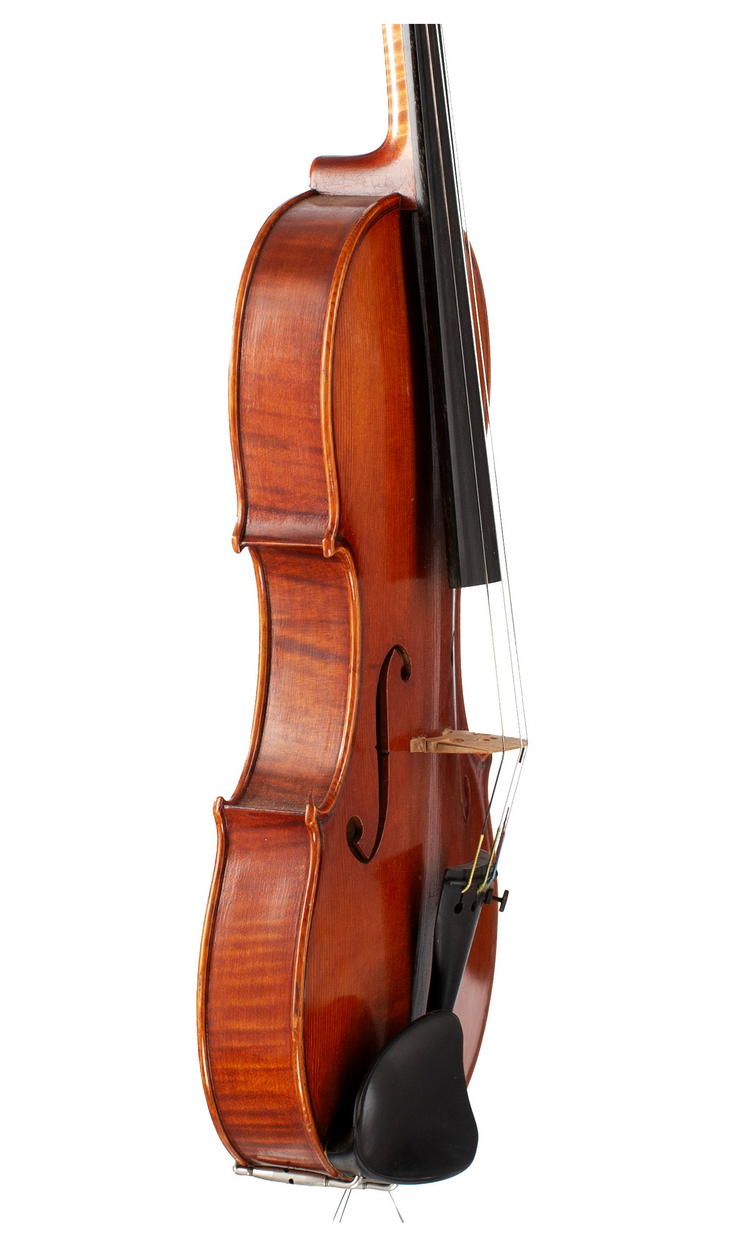 Violin by Glen Collins, Newark, 1977 — angled view, 70°
