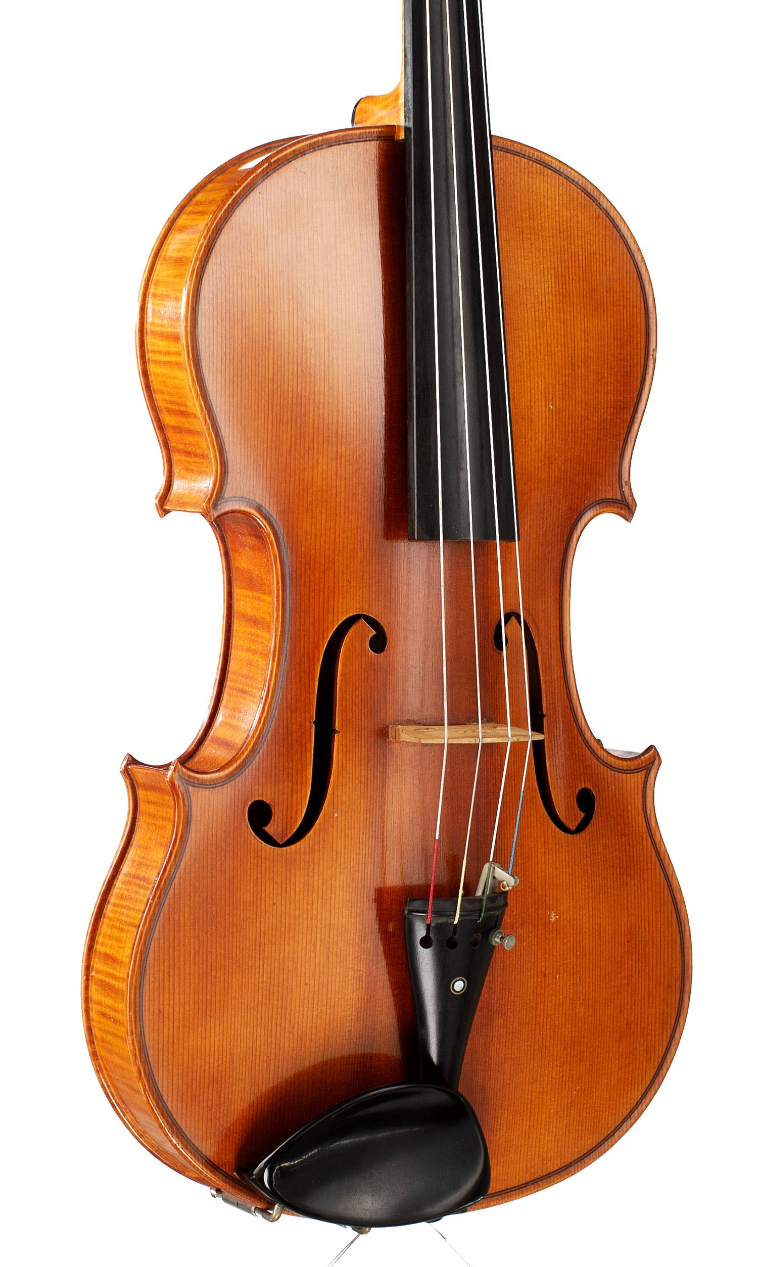Viola by Ernst Heinrich Roth, Bubenreuth, 1978 — angled view, 30°