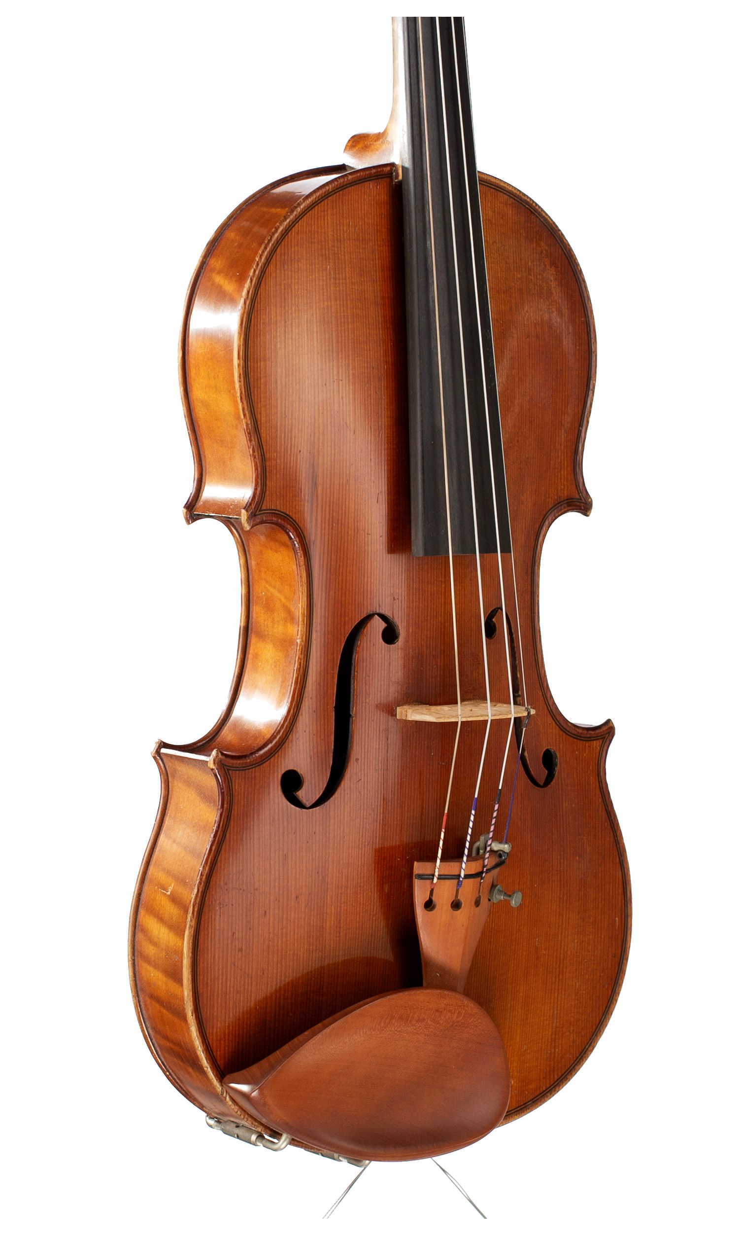 Violin by Leon Mougenot, Mirecourt, 1927 — angled view, 40°