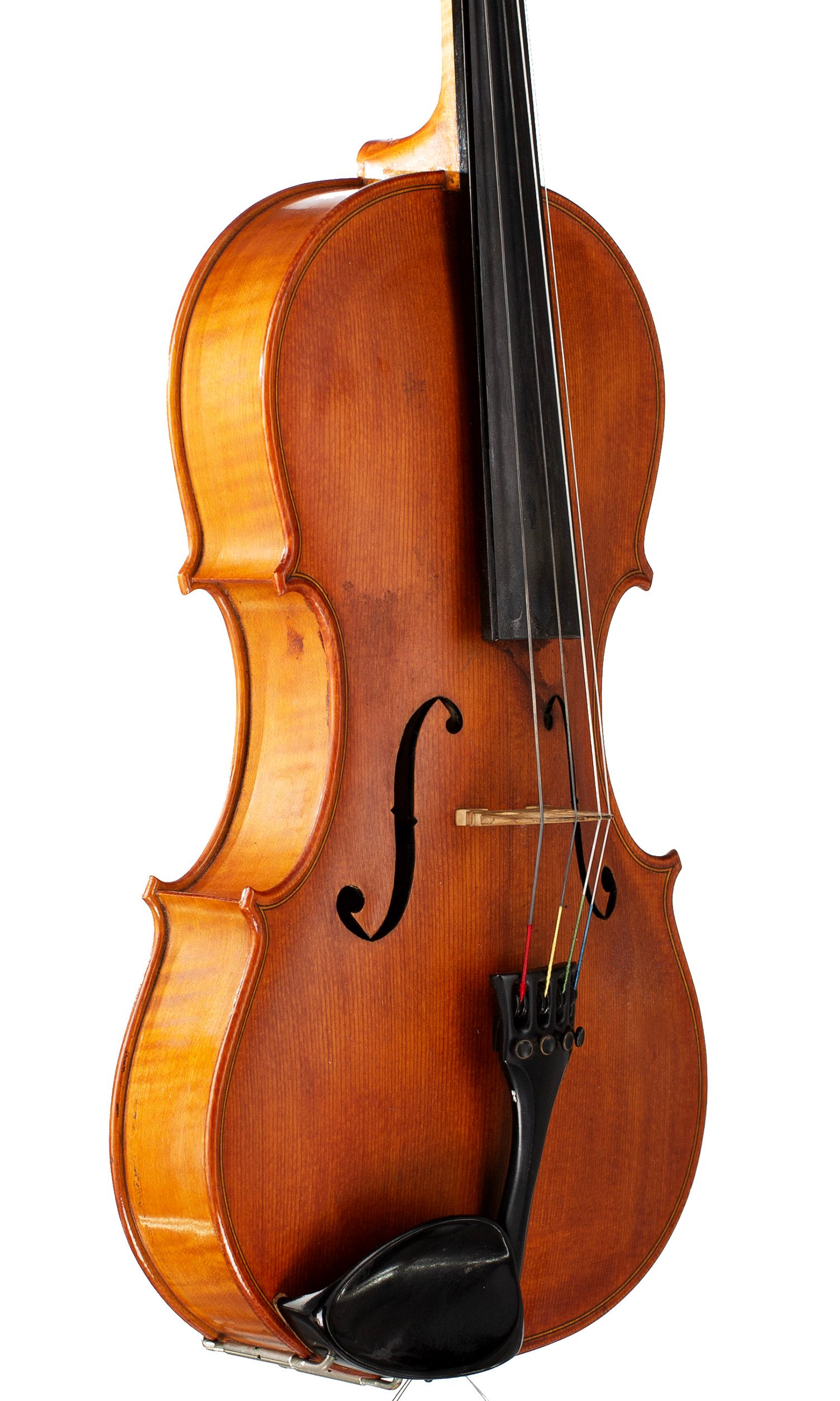 A viola by D. G. Britten, Northampton, 1977 — angled view, 50°