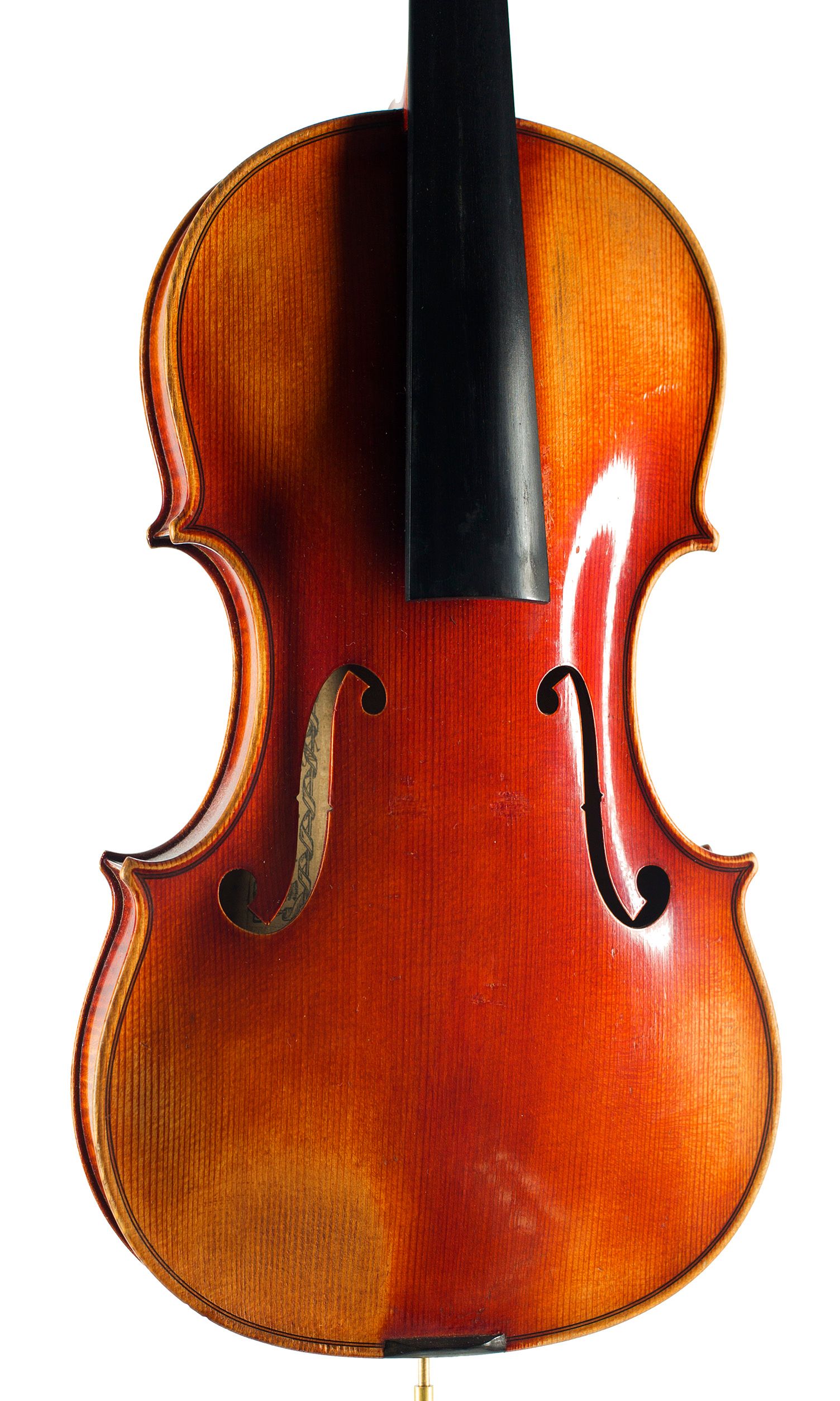 Violin by Georges Apparut, Mirecourt, 1935 — angled view, 20°