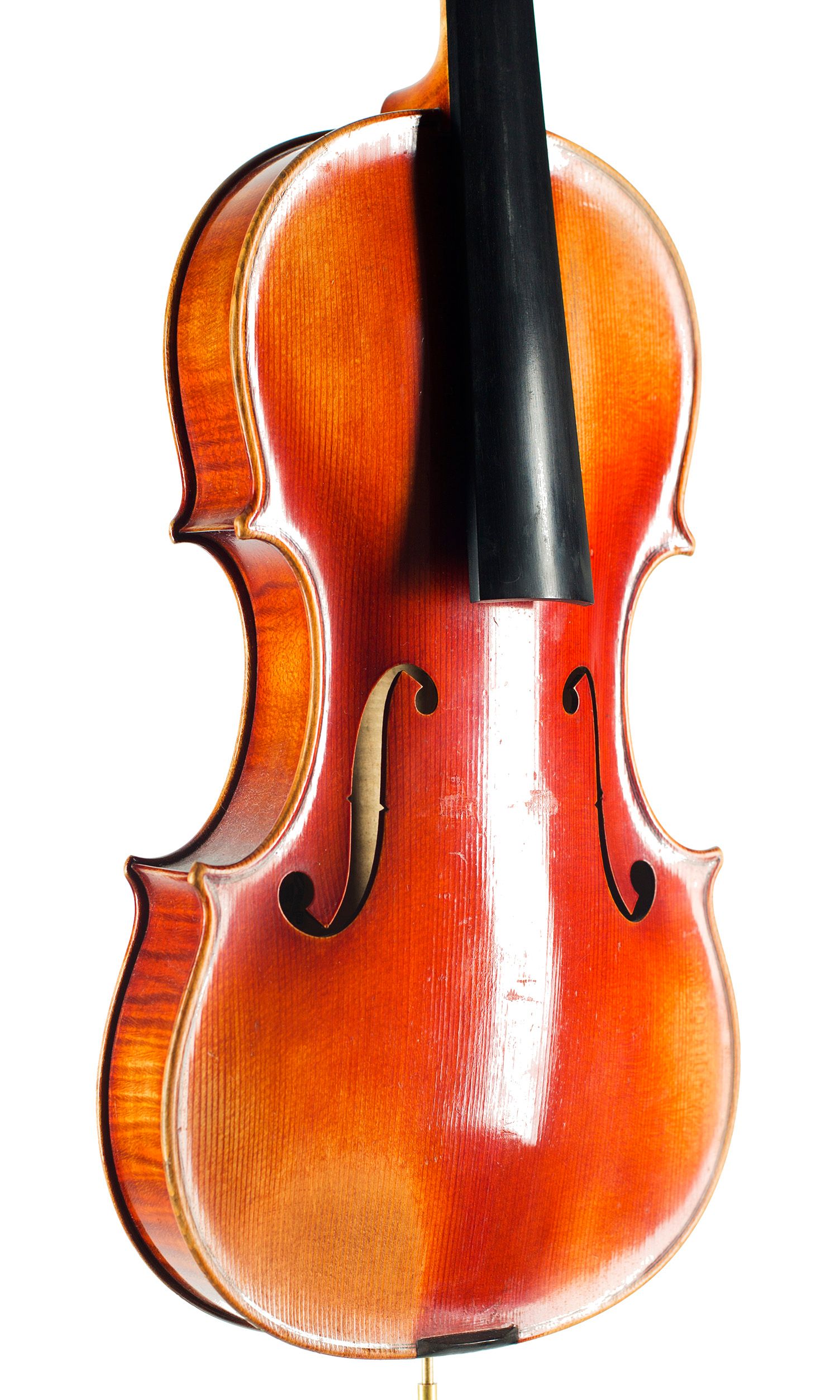 Violin by Georges Apparut, Mirecourt, 1935 — angled view, 40°