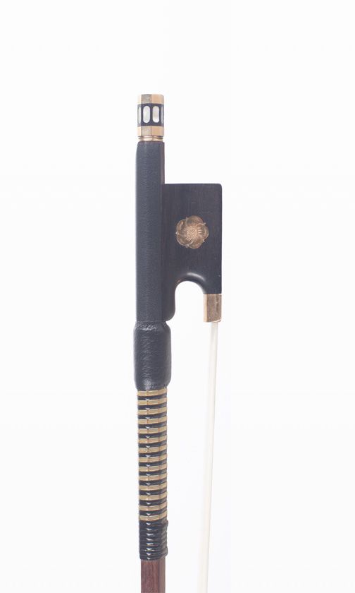 A gold-mounted violin bow by Henry Byrom, Canterbury — frog detail