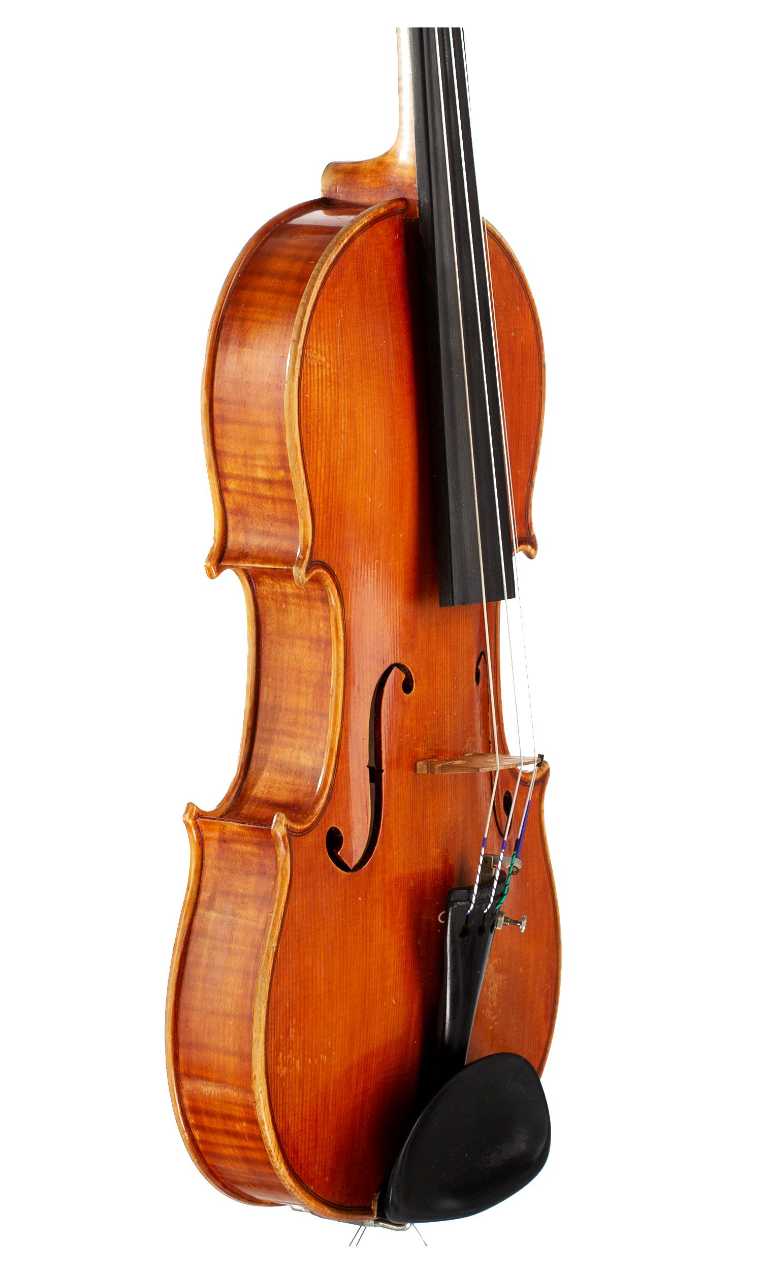A violin by Giovanni Battista Morassi, Cremona, 1970 — angled view, 60°
