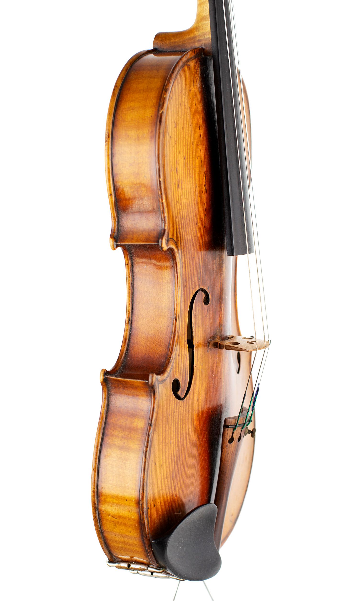 Violin, Workshop of John Betts, London, circa 1840 — angled view, 70°