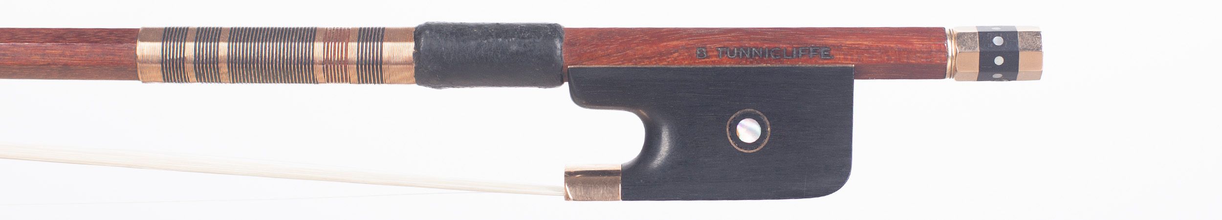A gold-mounted viola bow by Brian Tunnicliffe, Templecombe — frog